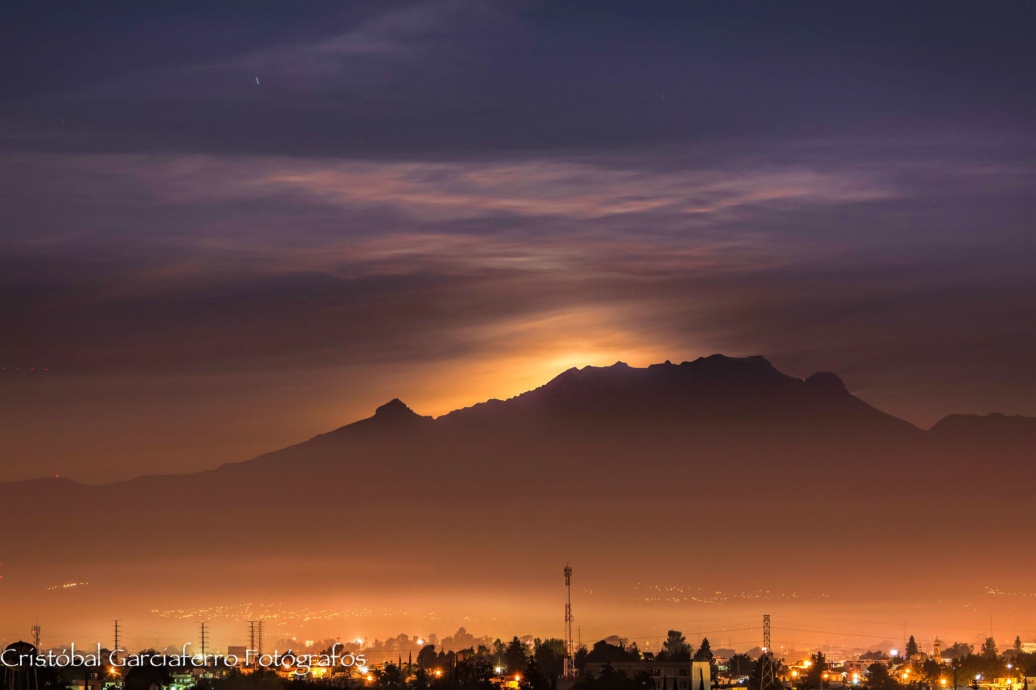 Sony a7R + Sony 70-400mm F4-5.6 G SSM sample photo. When the moon is gone photography