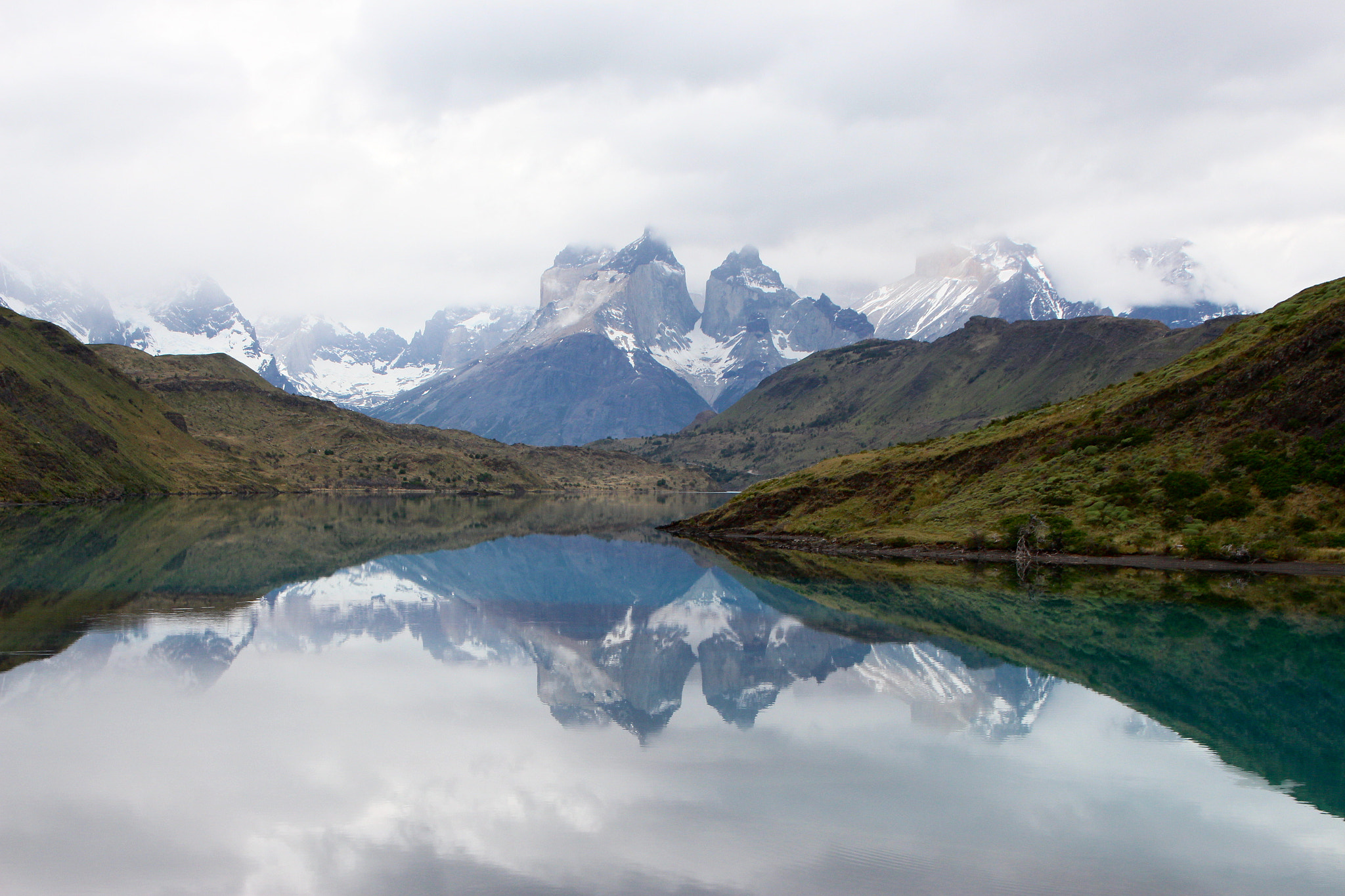 Canon EOS 700D (EOS Rebel T5i / EOS Kiss X7i) + Canon 18-270mm sample photo. Mountain reflection in torres del paine national park patagonia chile. photography