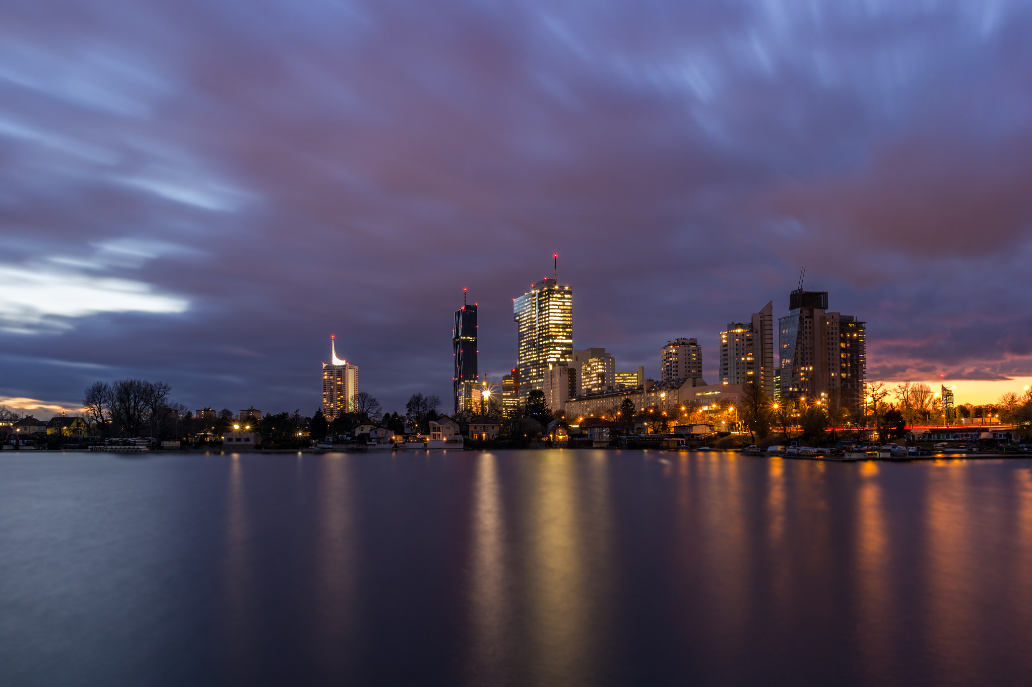 Samsung NX2000 + Samsung NX 18-55mm F3.5-5.6 OIS sample photo. Alte donau i photography