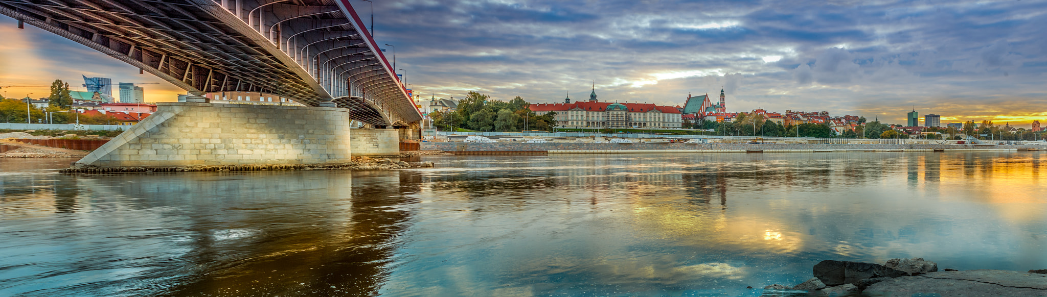 Sigma 17-70mm F2.8-4 DC Macro OS HSM | C sample photo. Vistula river photography