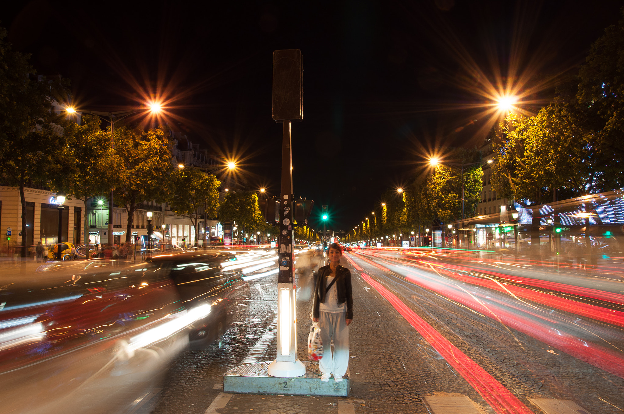 Sigma 17-70mm F2.8-4 DC Macro OS HSM sample photo. Paris photography