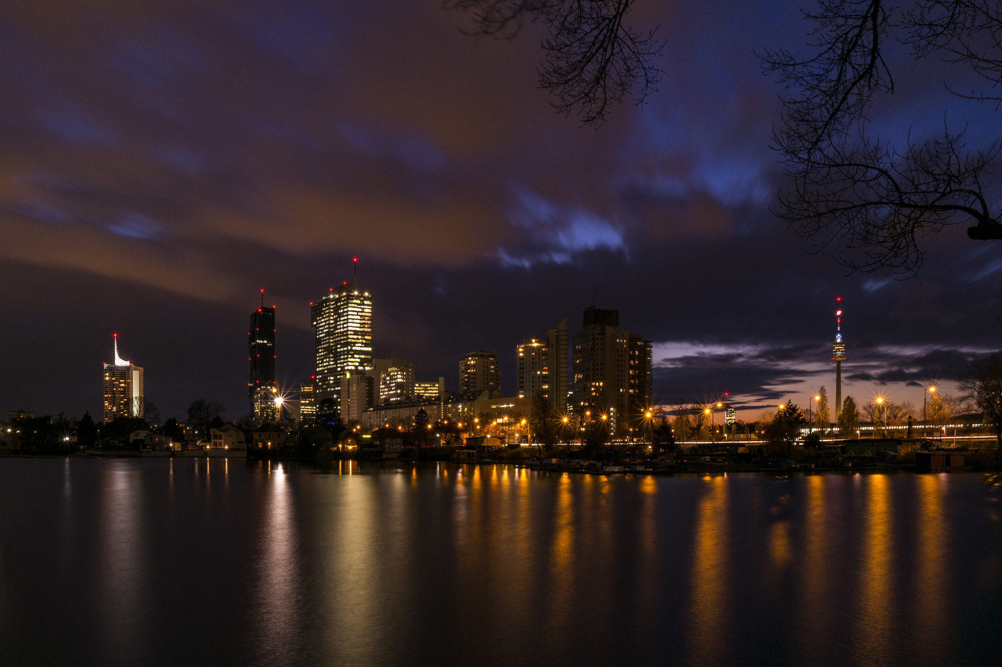 Samsung NX2000 + Samsung NX 18-55mm F3.5-5.6 OIS sample photo. Alte donau ii photography
