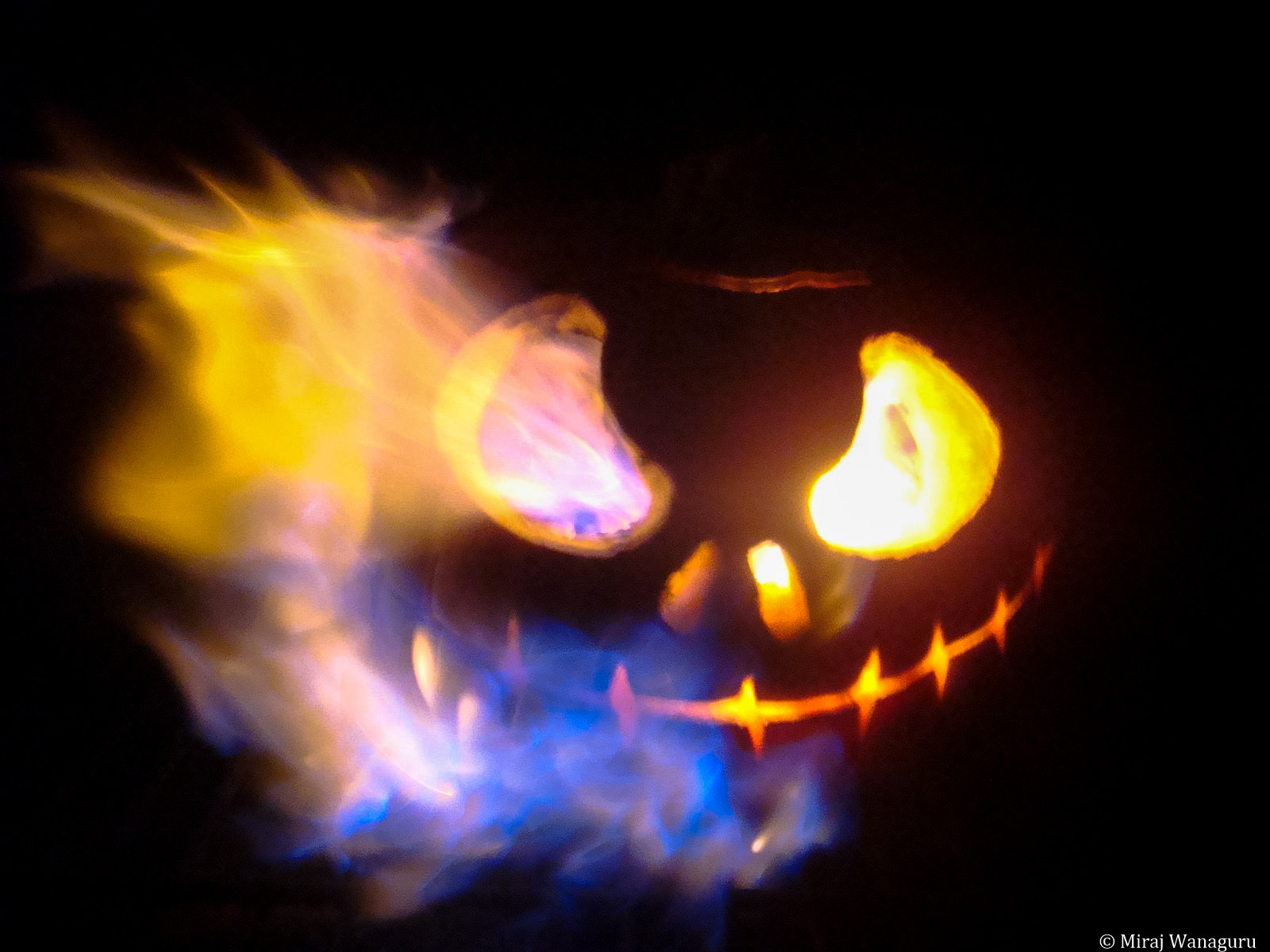Sony DSC-T70 sample photo. Fiery halloween photography