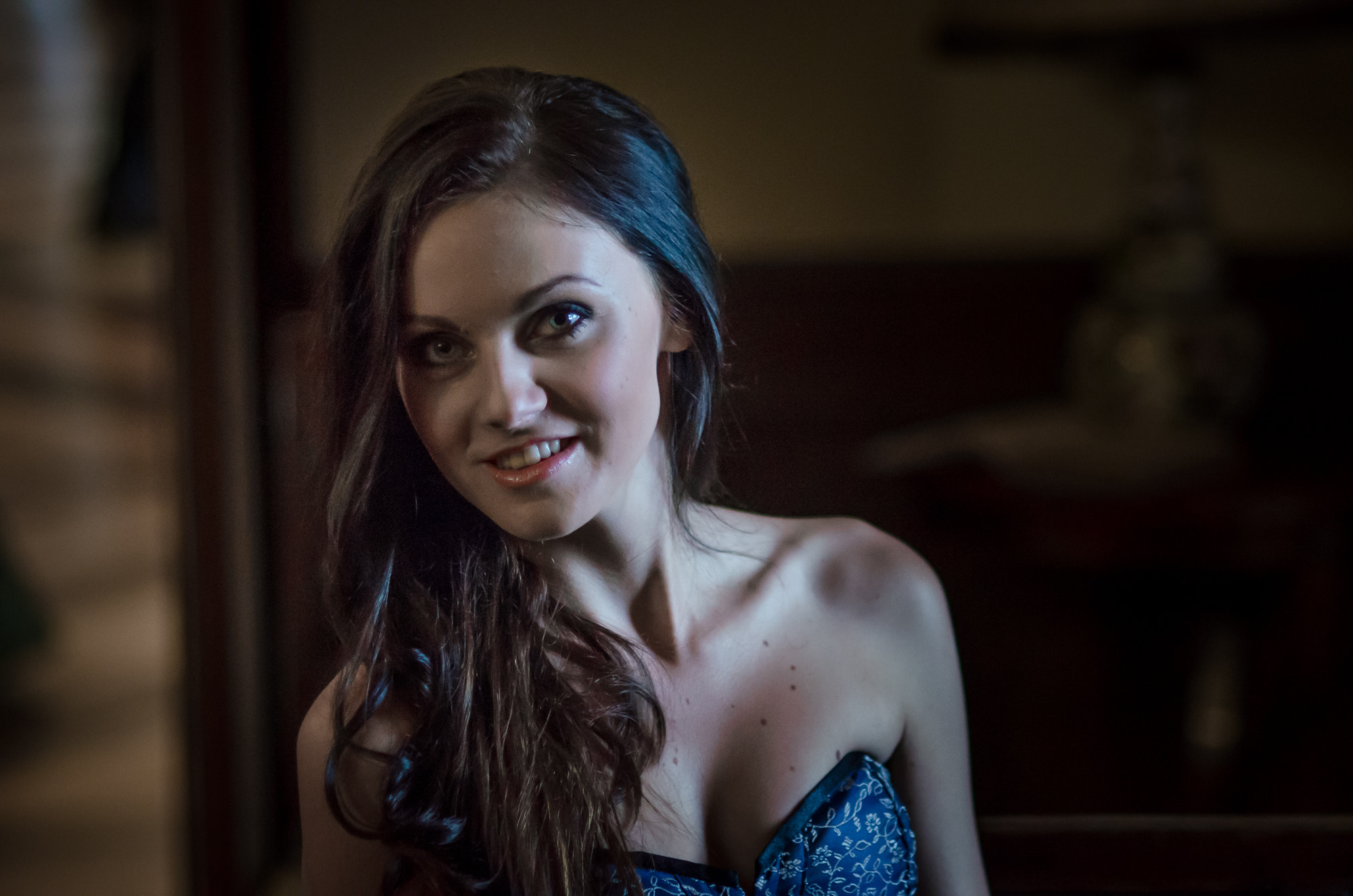 Nikon D7000 + AF Nikkor 85mm f/1.8 sample photo. Blue lady photography
