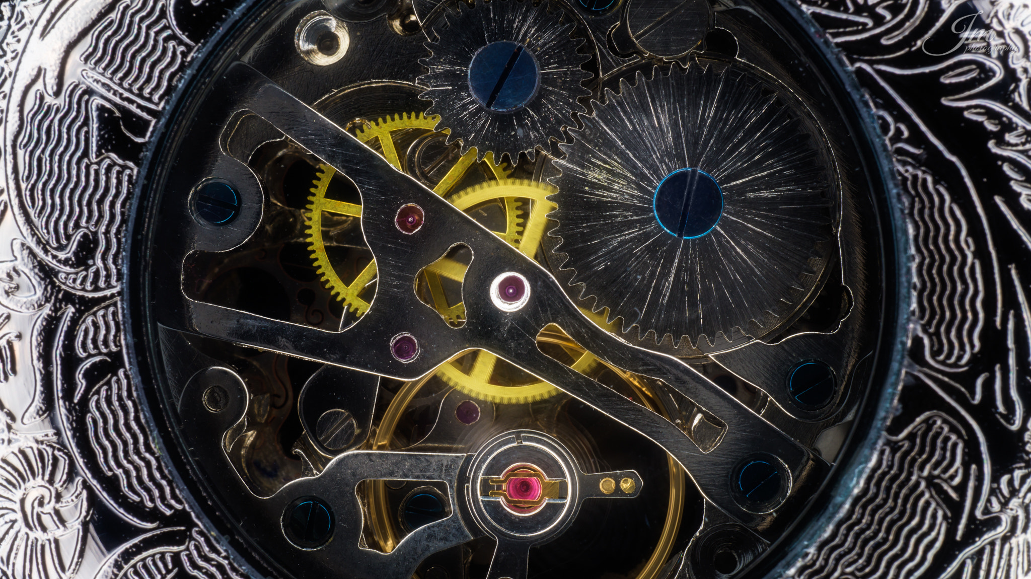 Sony Alpha QX1 + Sony E 30mm F3.5 Macro sample photo. Machinery photography