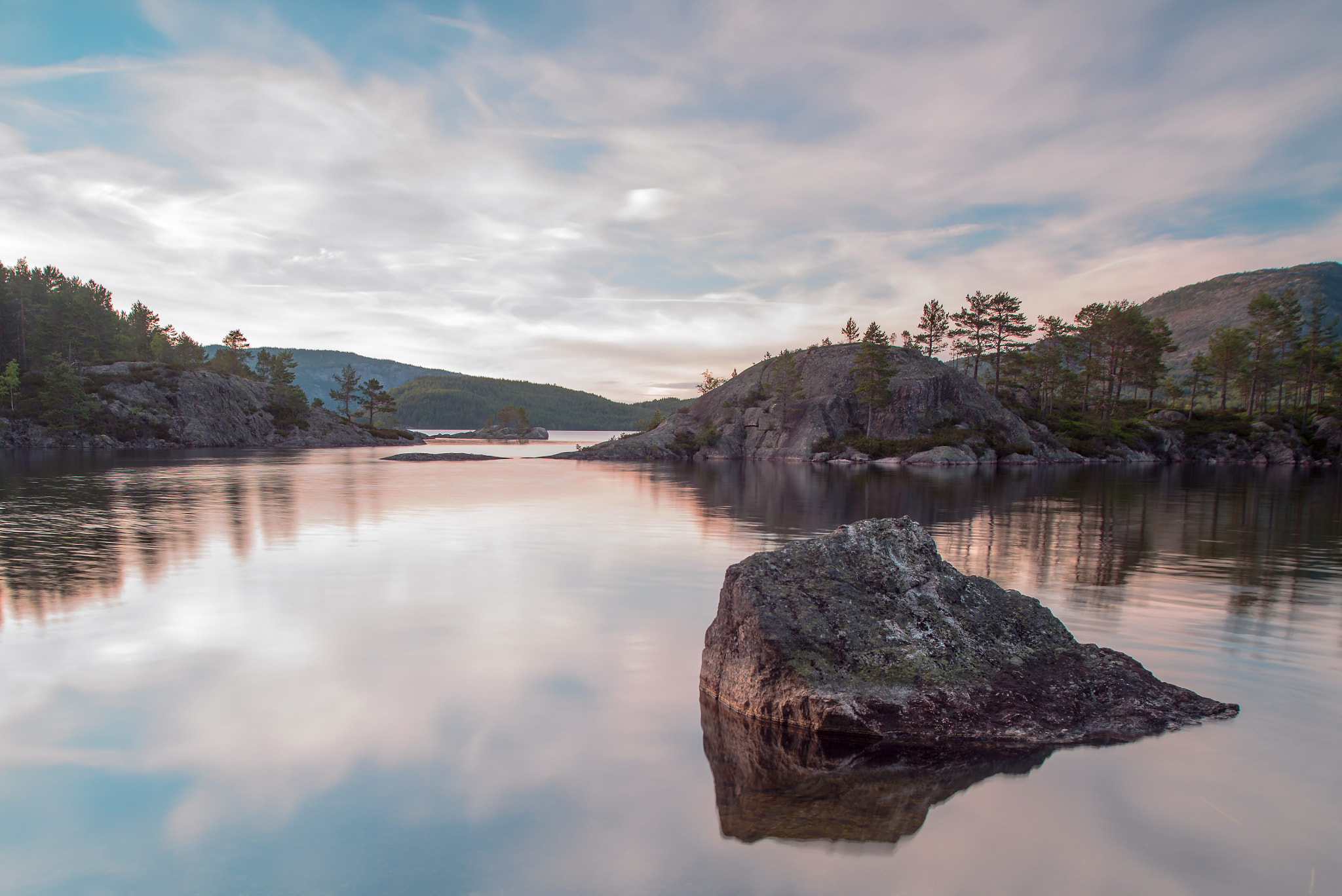 Nikon D750 + Sigma 17-35mm F2.8-4 EX Aspherical sample photo. Somewhere in norway photography
