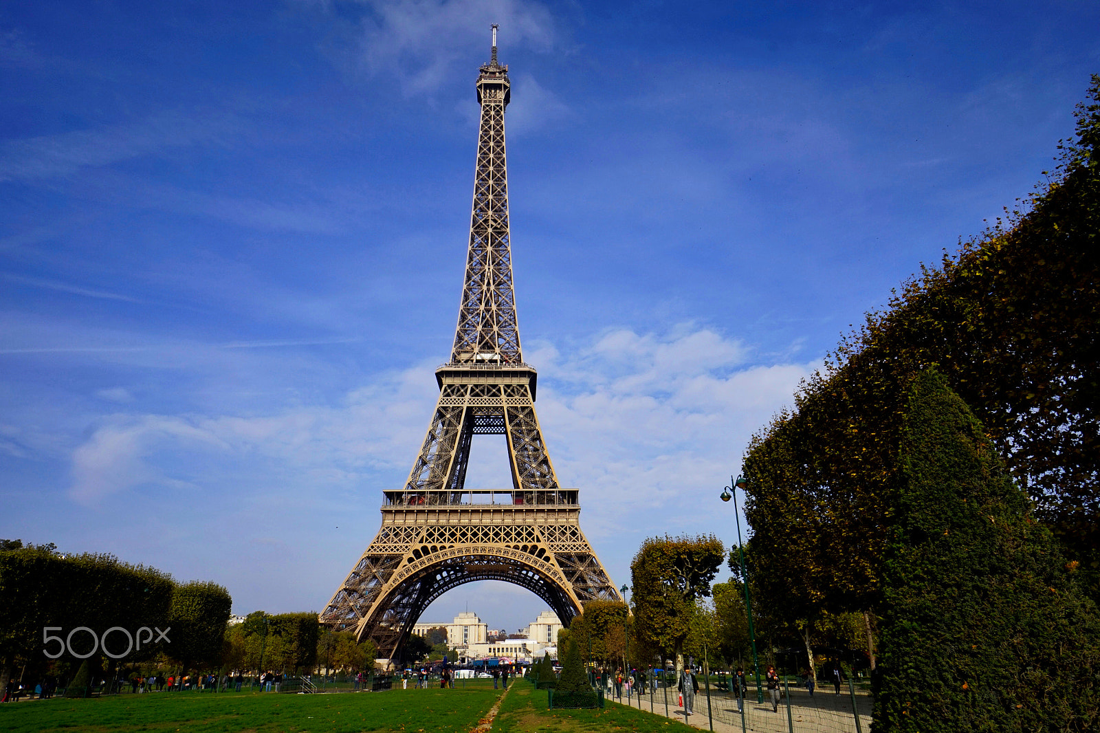 Sony a7R + Sony E 10-18mm F4 OSS sample photo. Eiffel tower_2.jpeg photography