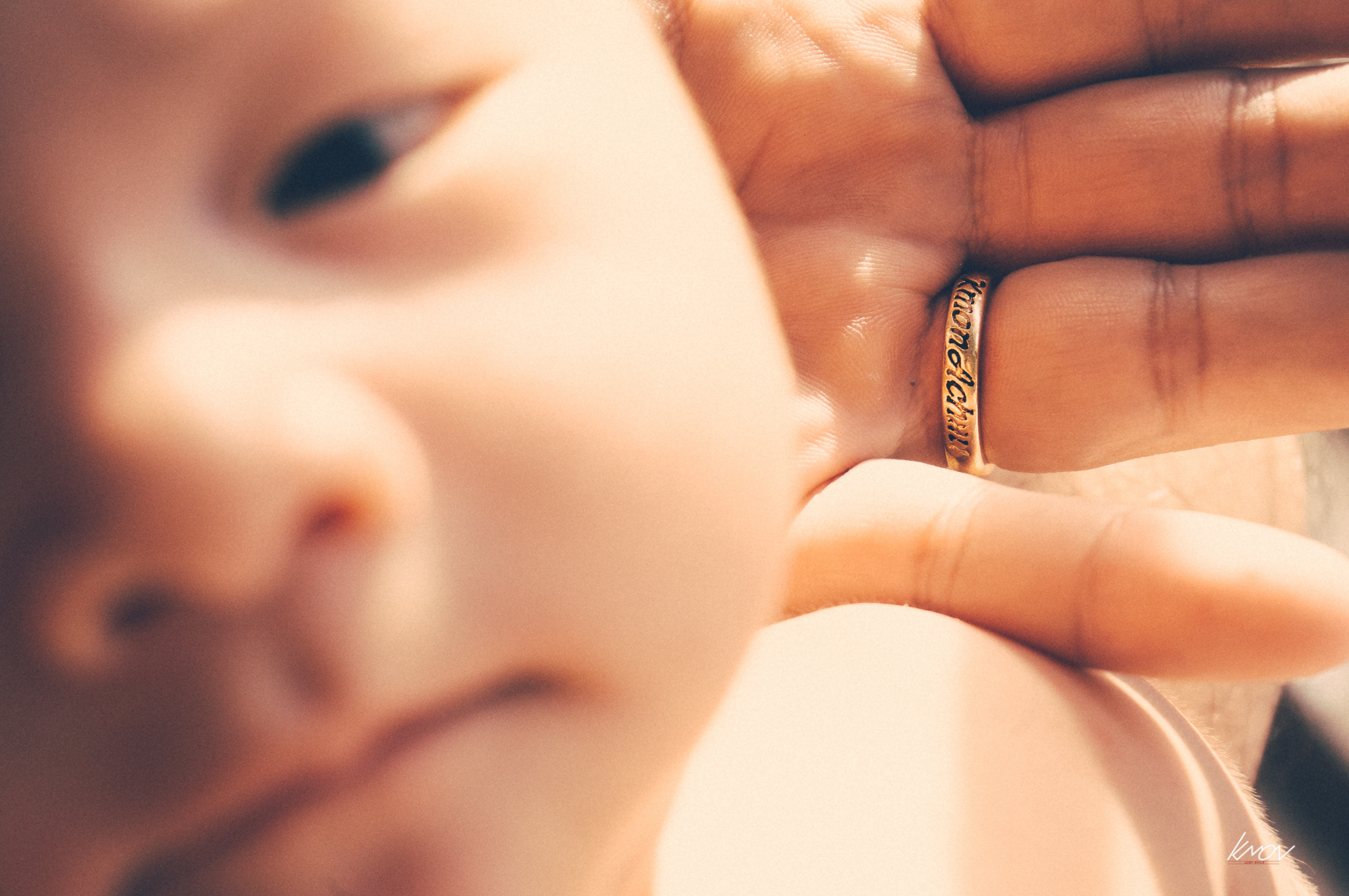 Sony Alpha NEX-5N sample photo. Ring photography