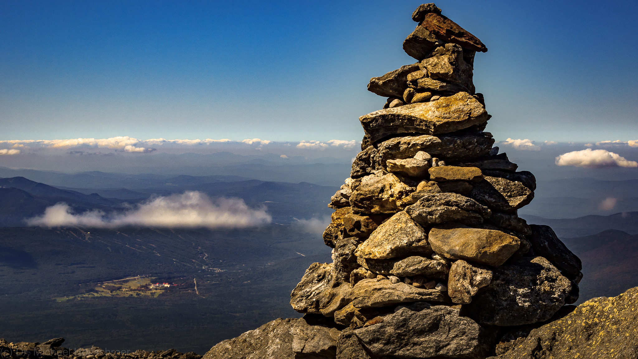 Canon EF-S 18-55mm F3.5-5.6 sample photo. Stone turret at top of mount washington, nh photography