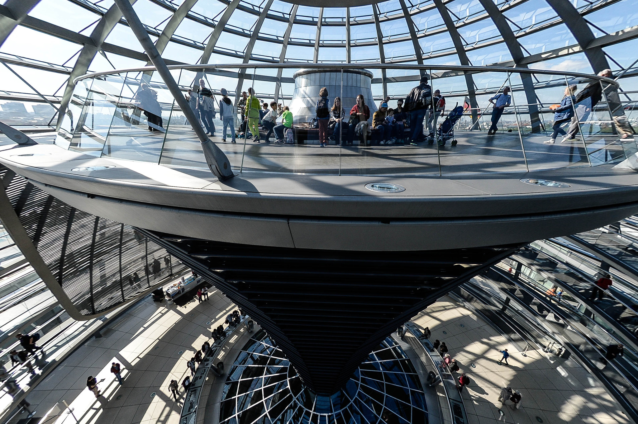 Nikon AF DX Fisheye-Nikkor 10.5mm F2.8G ED sample photo. German parliament photography