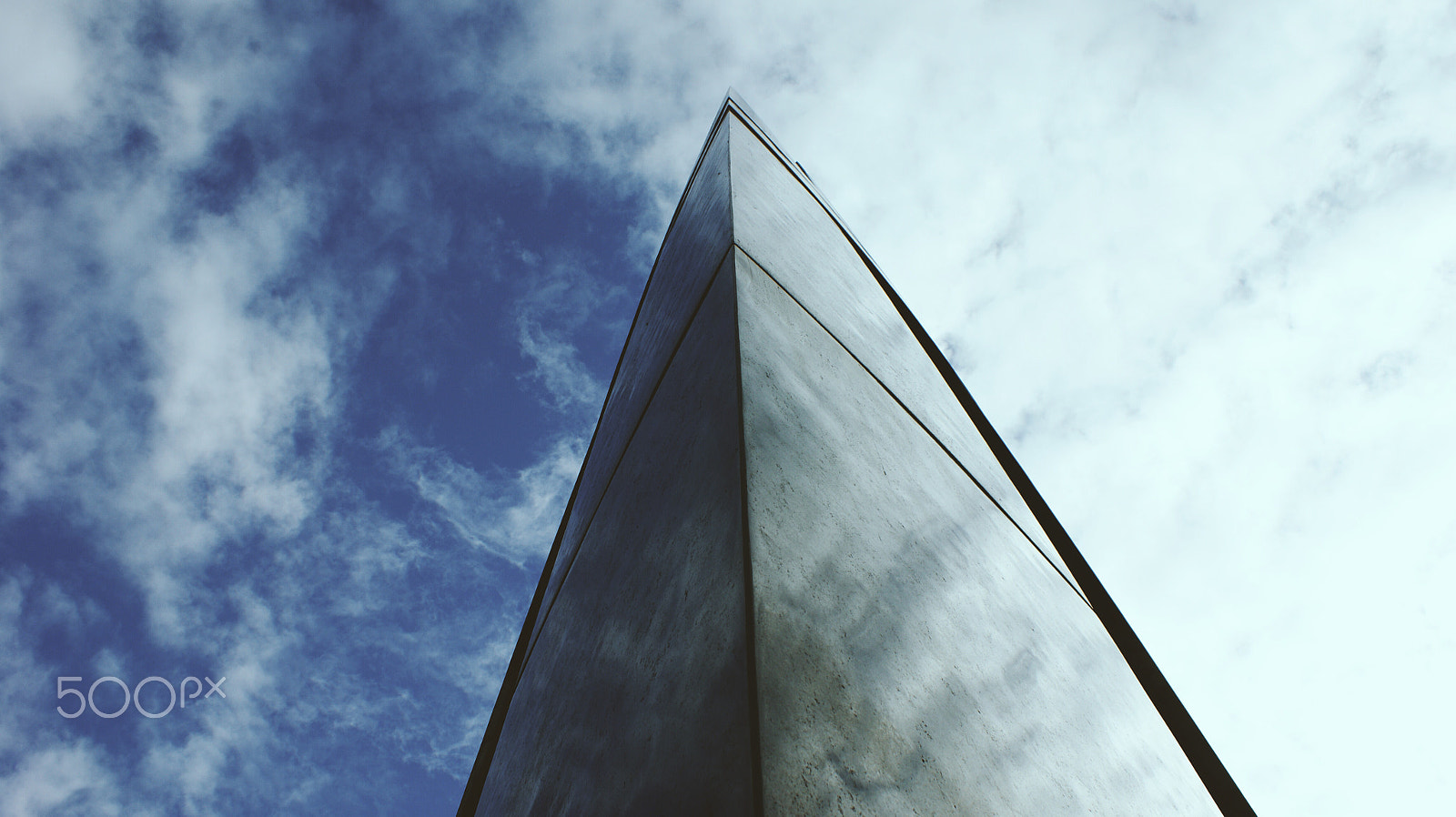 Sony Alpha DSLR-A390 sample photo. Reflection photography