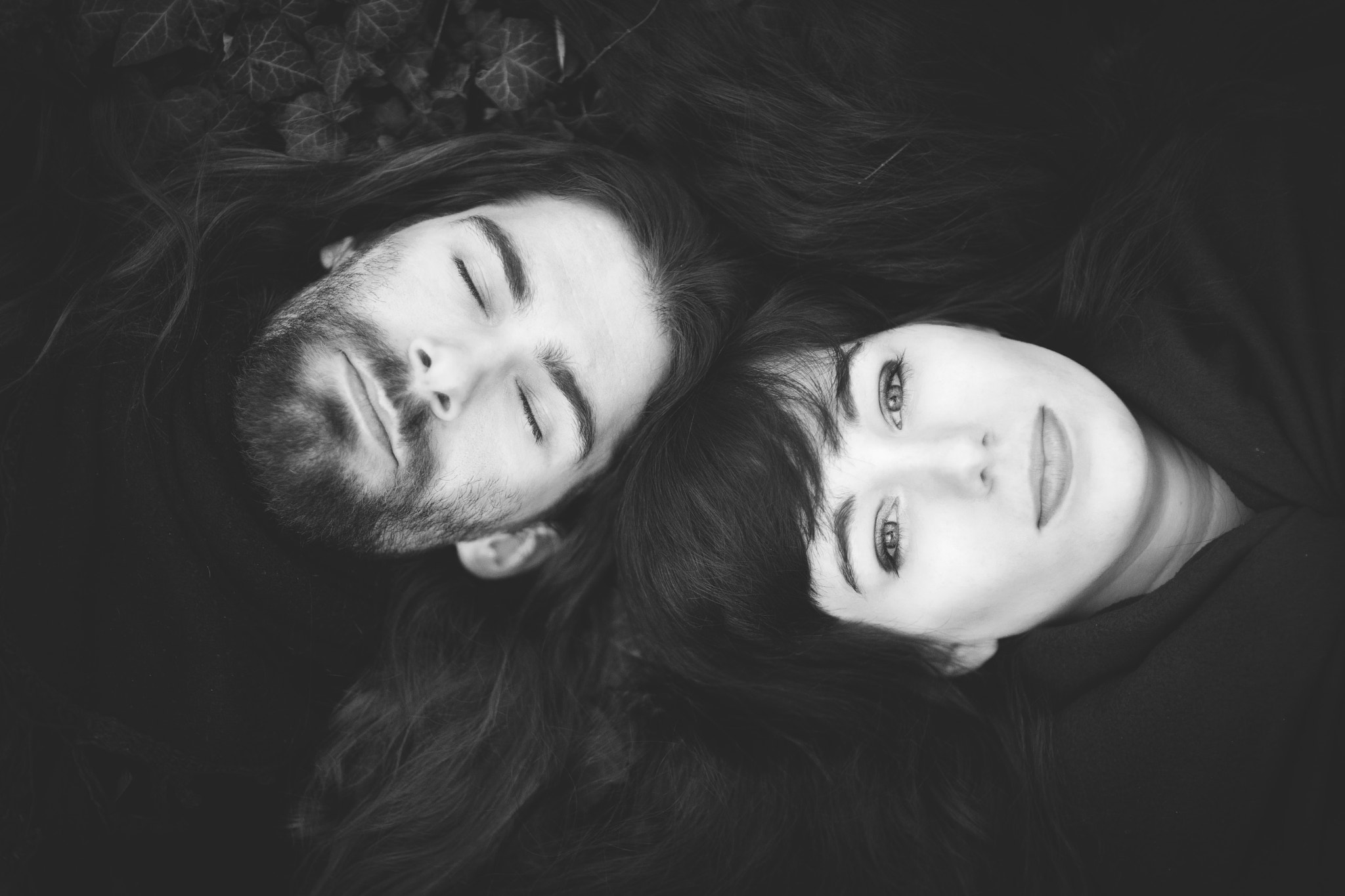 Sony a7 II + Sigma 85mm F1.4 EX DG HSM sample photo. Couple photography