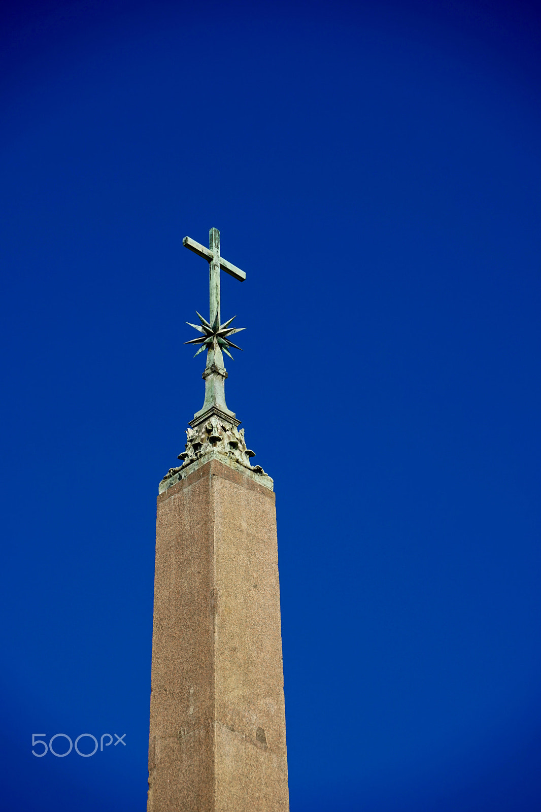 Sony FE 24-240mm F3.5-6.3 OSS sample photo. Obelisk photography