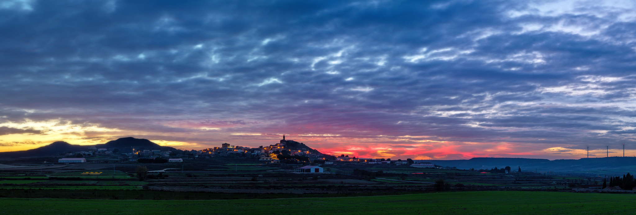 Nikon D7000 + Sigma 18-50mm F2.8 EX DC sample photo. Alcalá de gurrea sunset photography