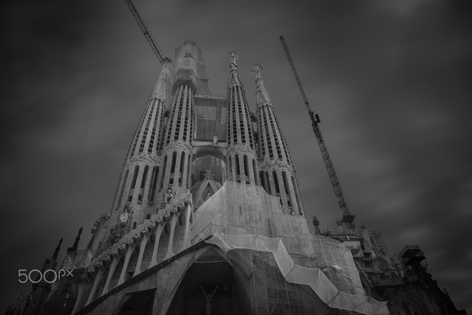 Sony a7R + Canon EF 24mm f/1.4L sample photo. Sagrada familia photography