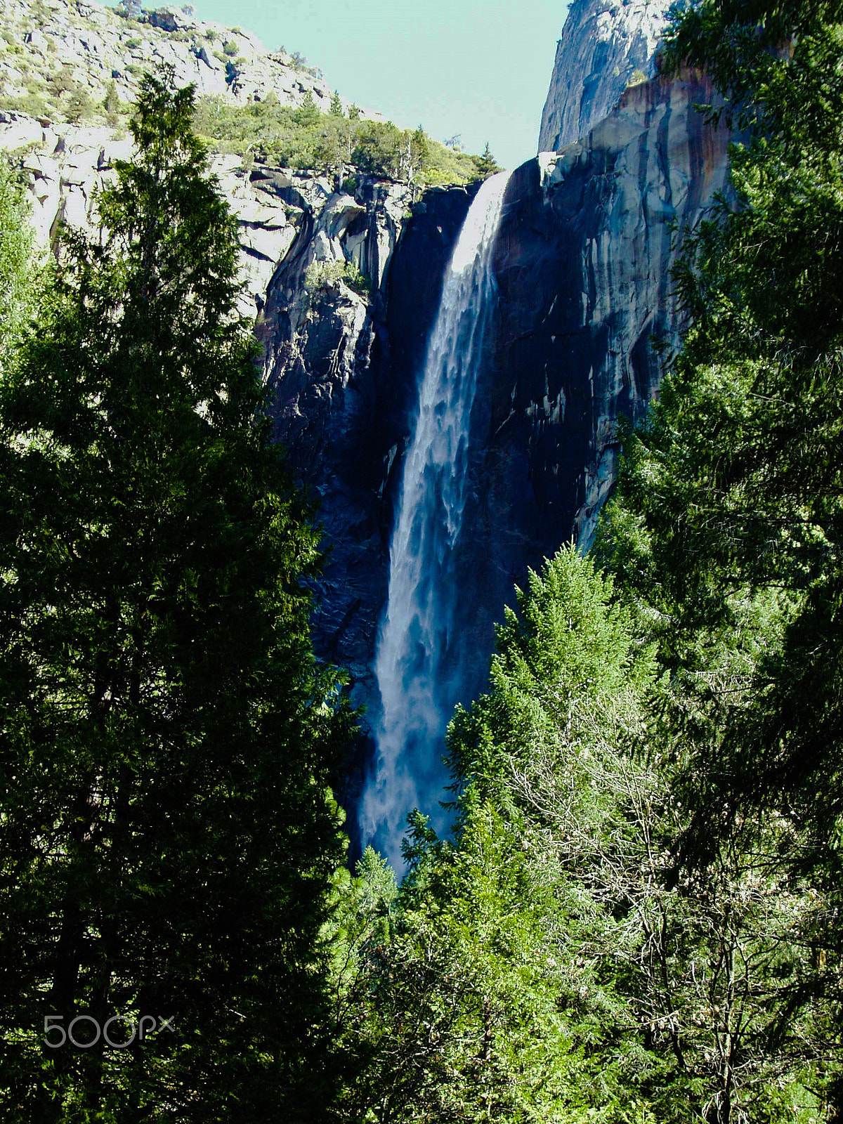 Olympus E-10 sample photo. Bridal falls, yosemite national park photography