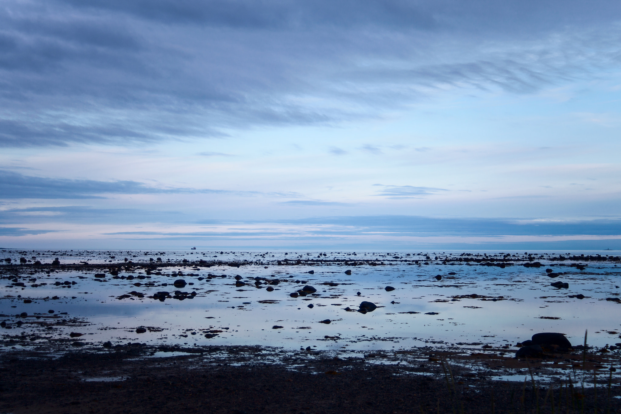 Canon EF 28-70mm f/3.5-4.5 sample photo. Soothe photography