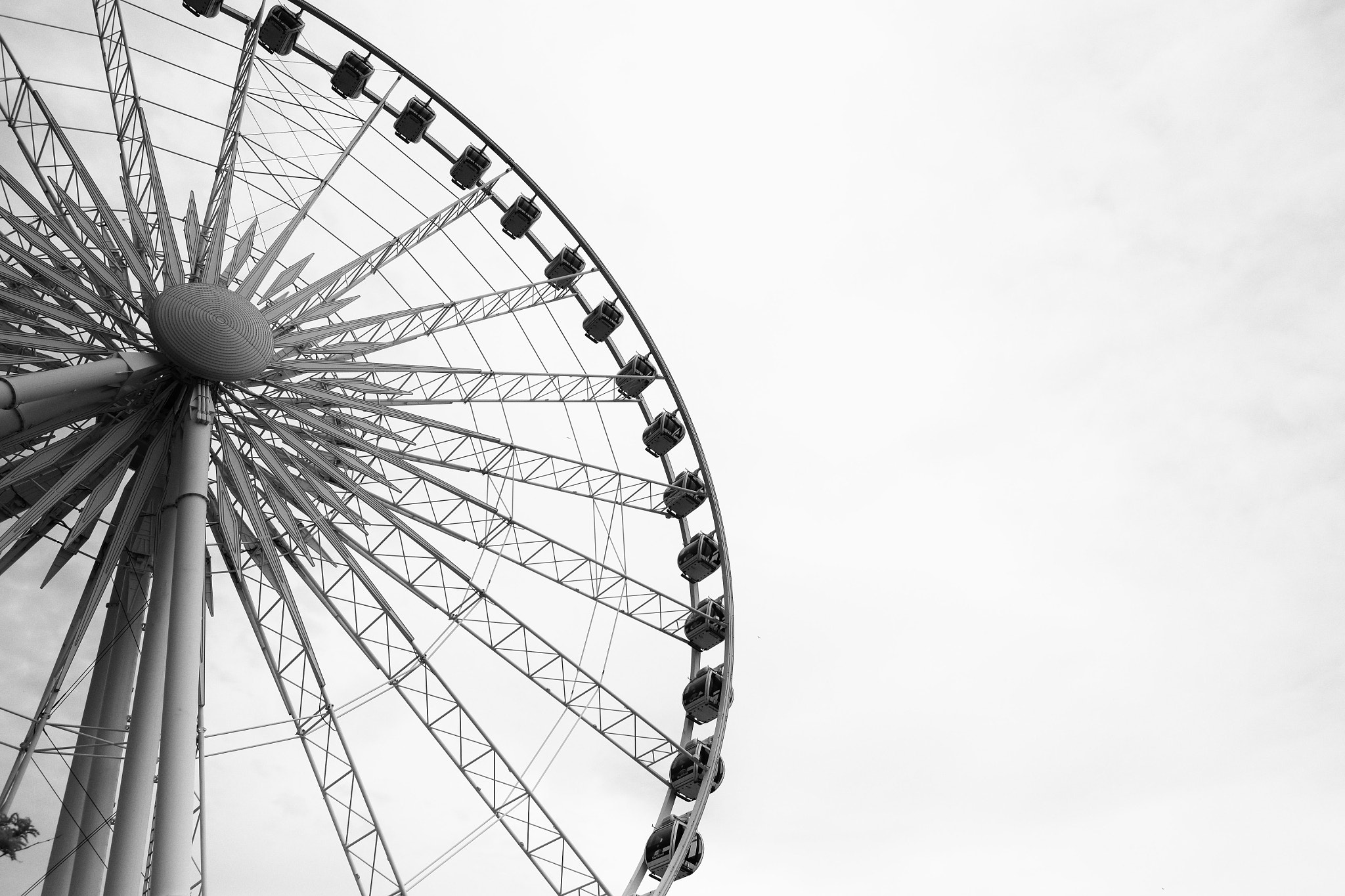 Fujifilm X-E1 + Fujifilm XF 16mm F1.4 R WR sample photo. Ferris wheel from afar photography