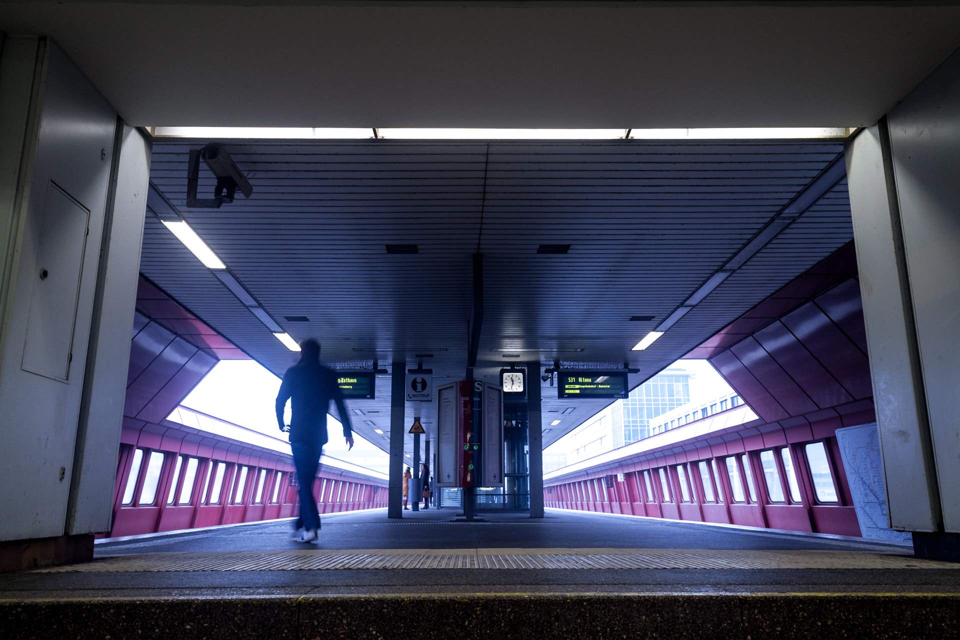 Canon EOS 5D + Canon EF 28mm F1.8 USM sample photo. Train station photography