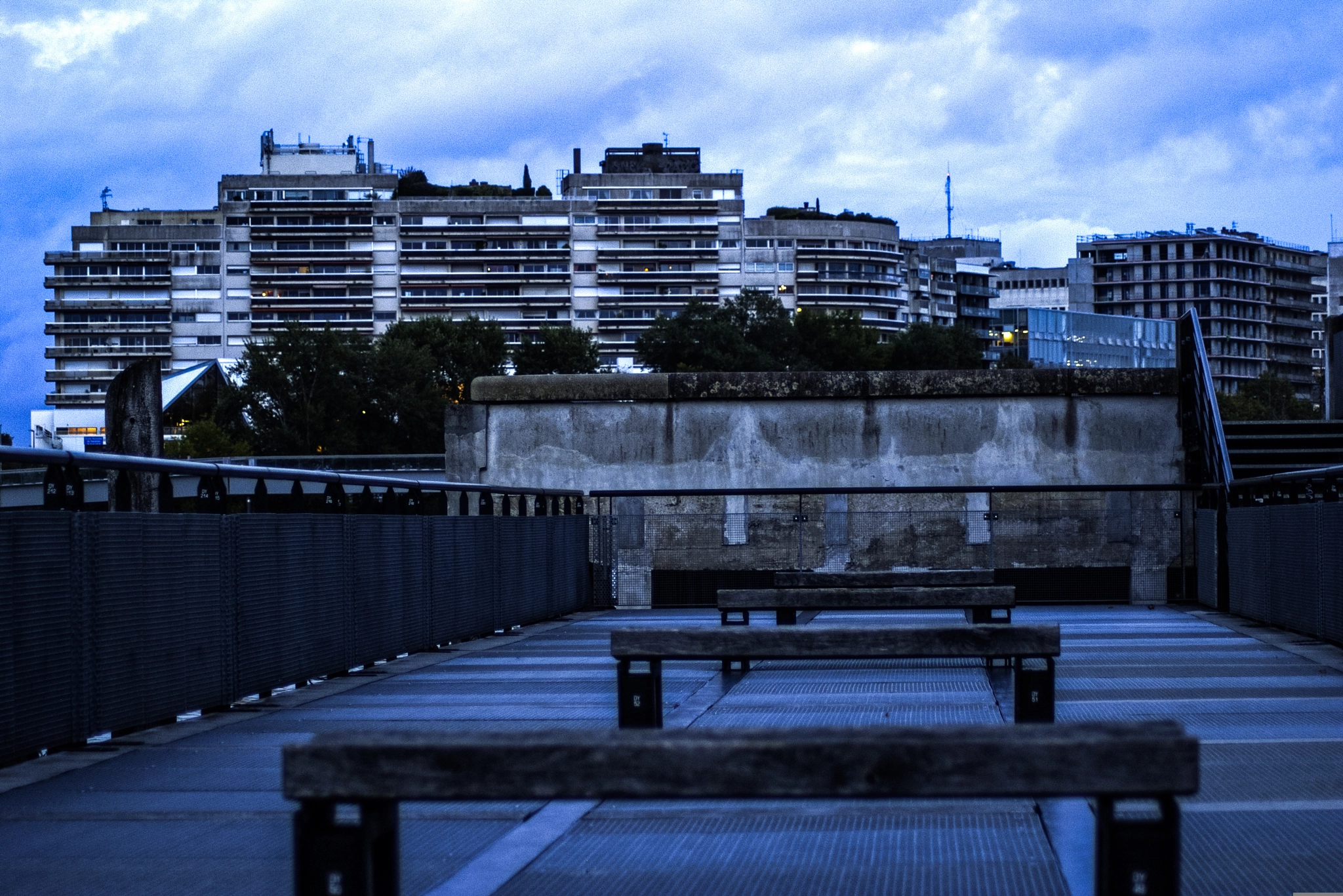 Pentax K100D Super sample photo. Urban view photography
