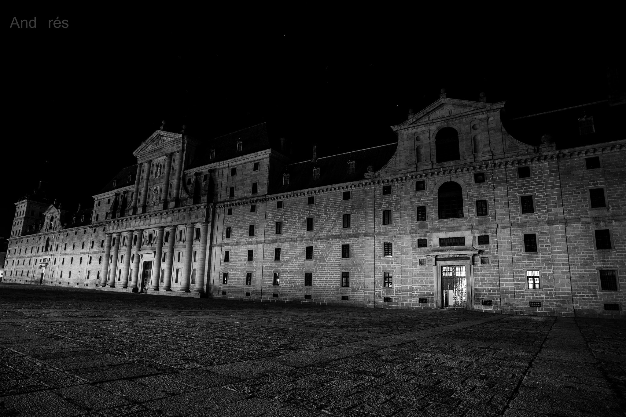 Tamron AF 19-35mm f/3.5-4.5 sample photo. El escorial photography