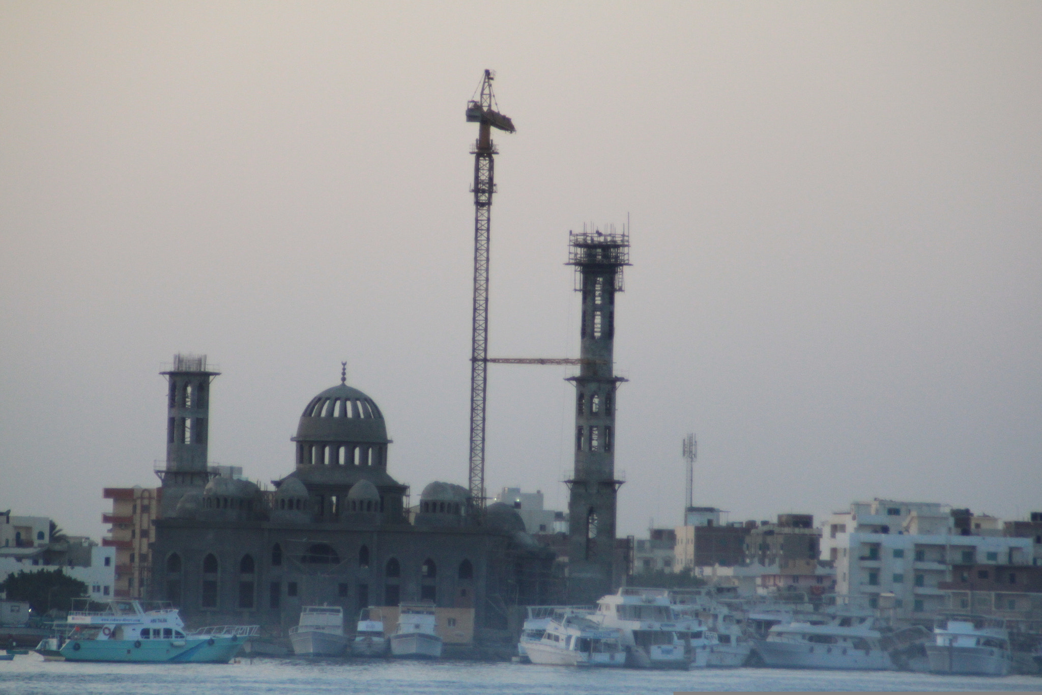 Tamron AF 28-200mm F3.8-5.6 XR Di Aspherical (IF) Macro sample photo. Egypt xi. - building up photography