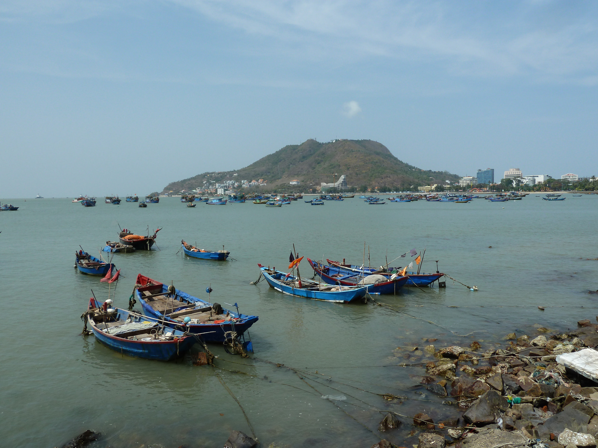 Panasonic DMC-ZS6 sample photo. Waiting for fishing time photography