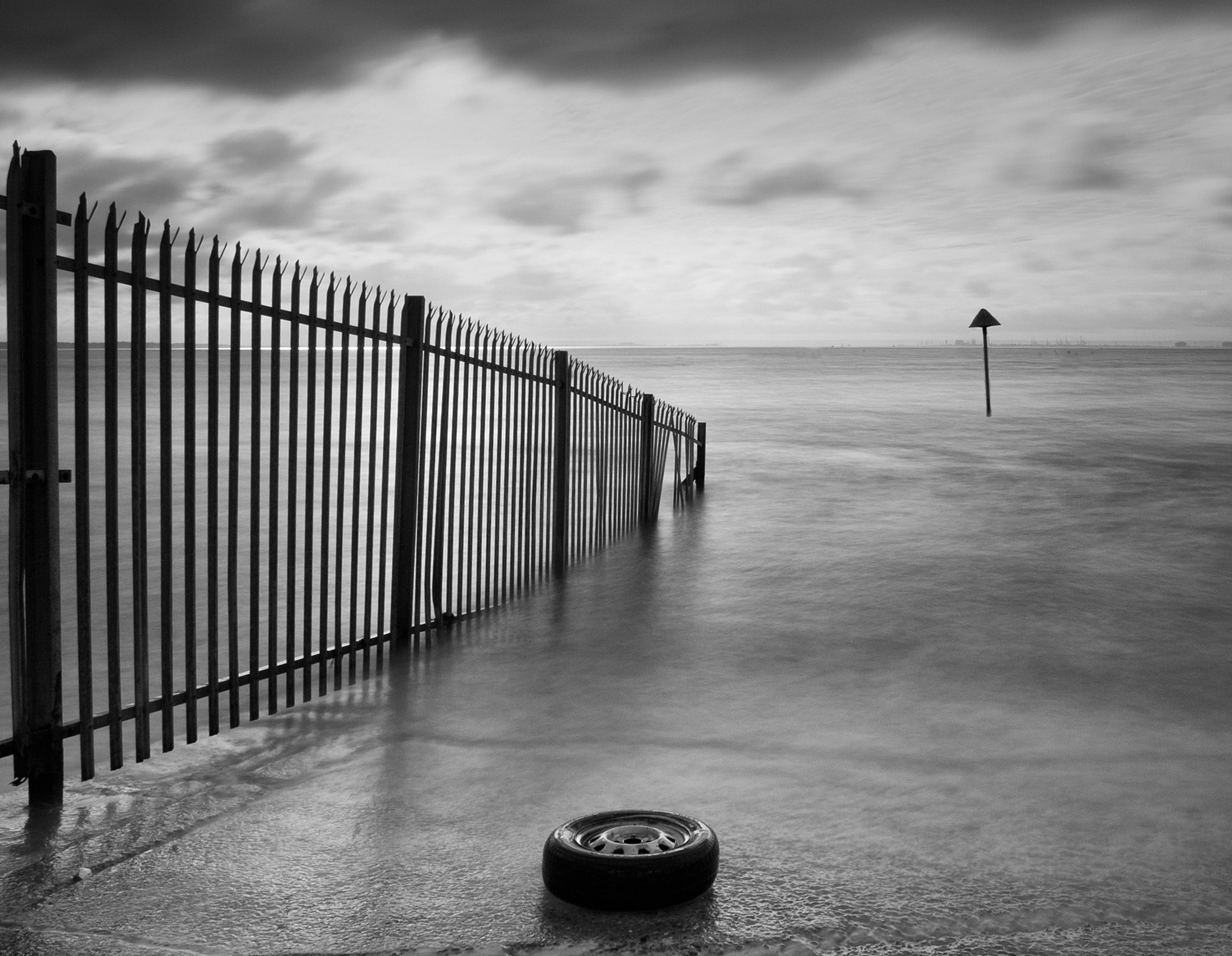Sigma 10-20mm F3.5 EX DC HSM sample photo. End of the road shoebury photography