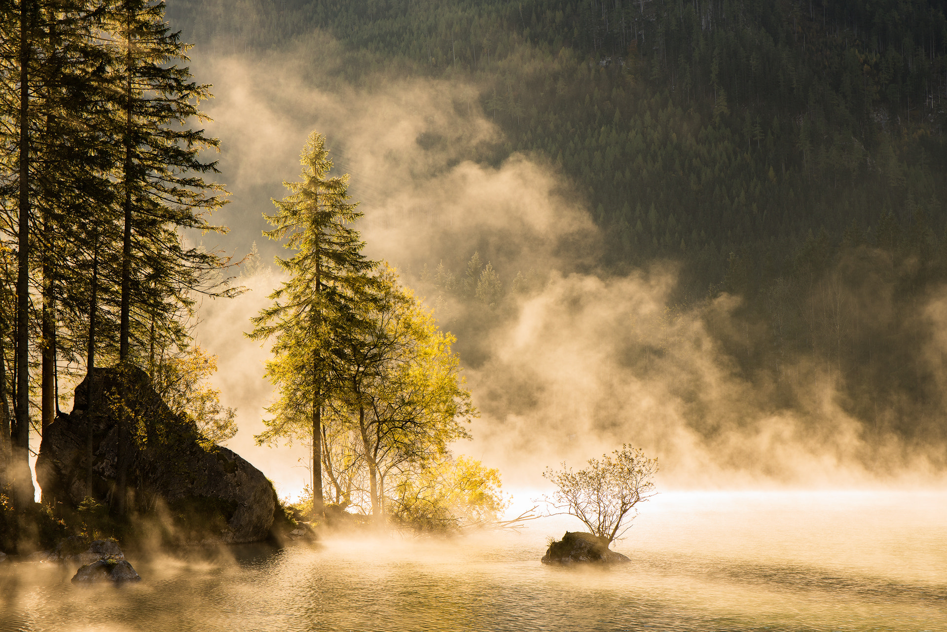 Sony a7R II + Canon EF 24-70mm F4L IS USM sample photo. Hintersee photography