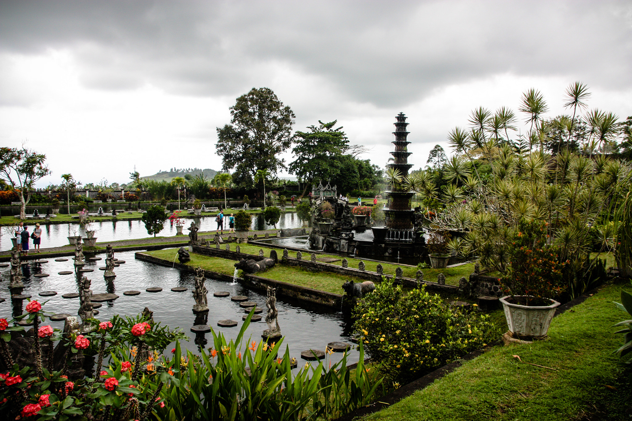 Sigma 18-250mm F3.5-6.3 DC OS HSM sample photo. Tirta gangga bali photography