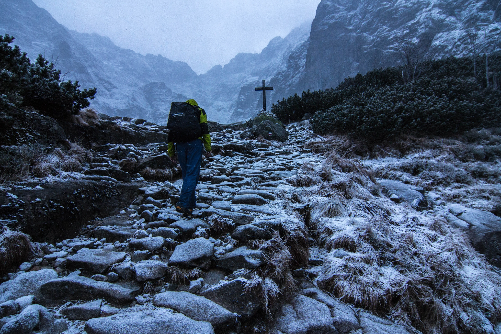 Tokina AT-X Pro 12-24mm F4 (IF) DX sample photo. Hi tatres mountains photography