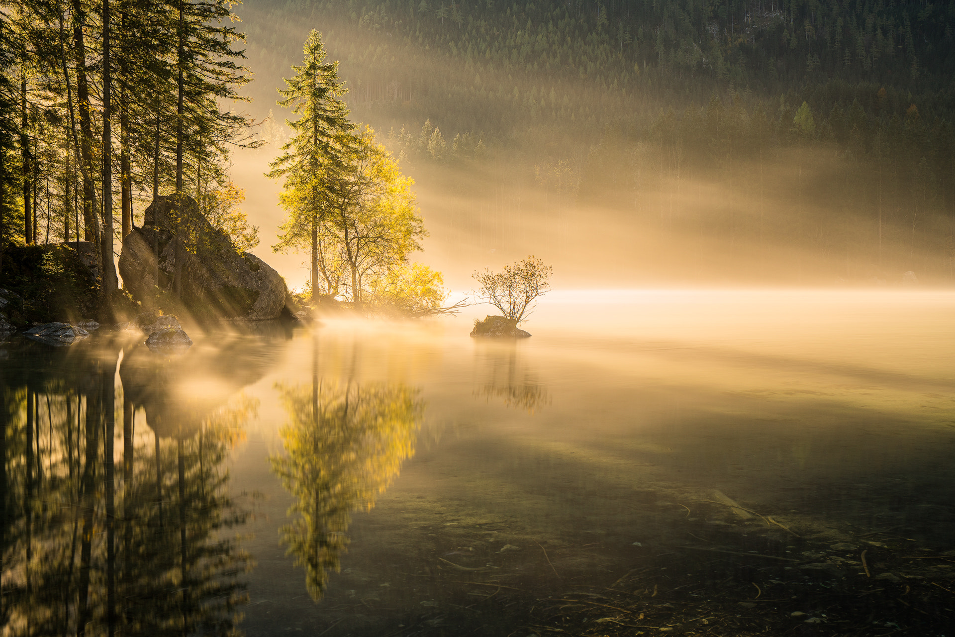 Sony a7R II + Canon EF 24-70mm F4L IS USM sample photo. Hintersee photography