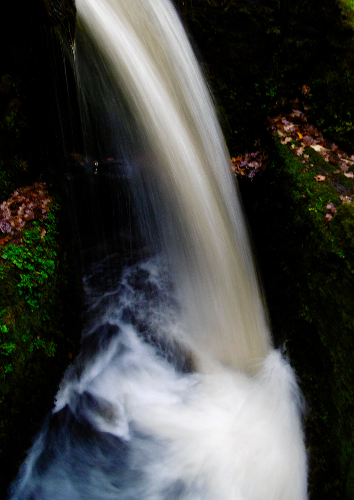 Panasonic DMC-SZ8 sample photo. Glengoyne waterfall photography