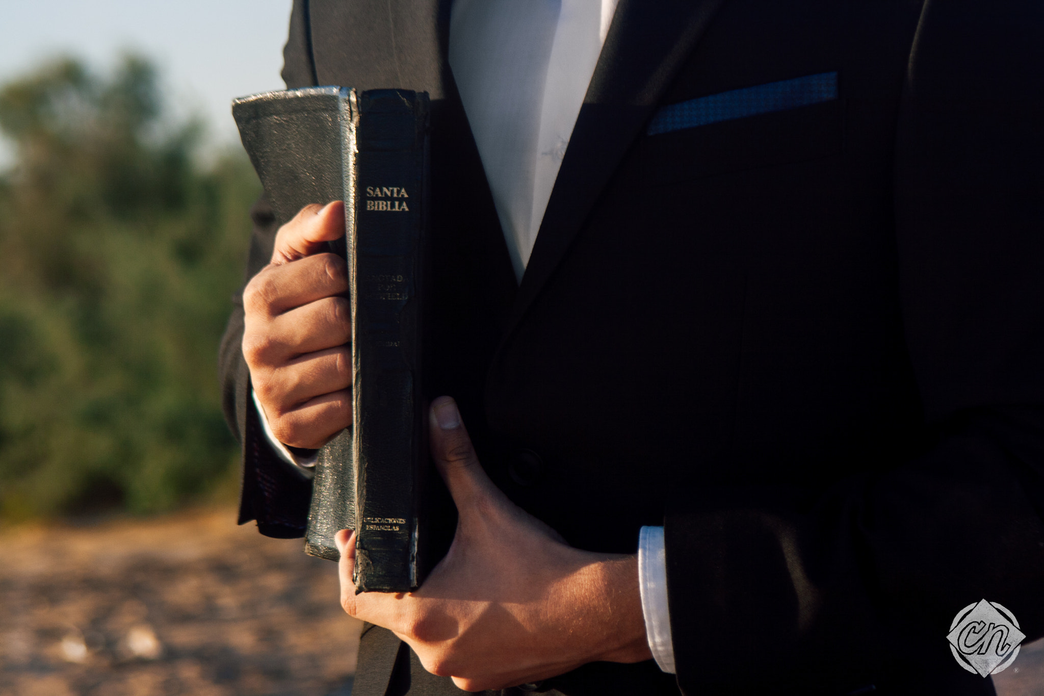 Canon EF 35-105mm f/4.5-5.6 sample photo. The book of the life photography
