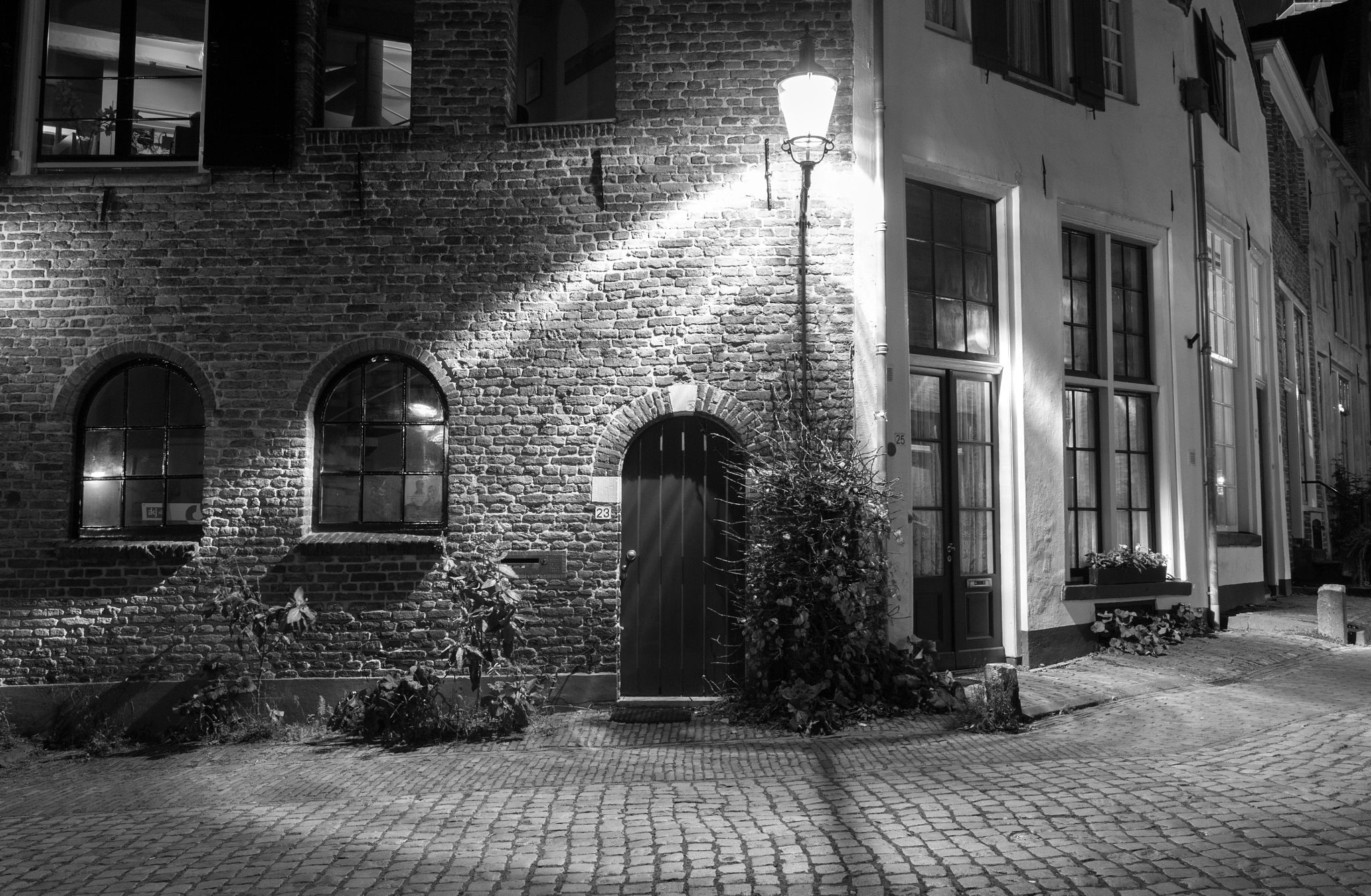Sigma 18-35mm f/1.8 DC HSM sample photo. Cosy streets of deventer photography