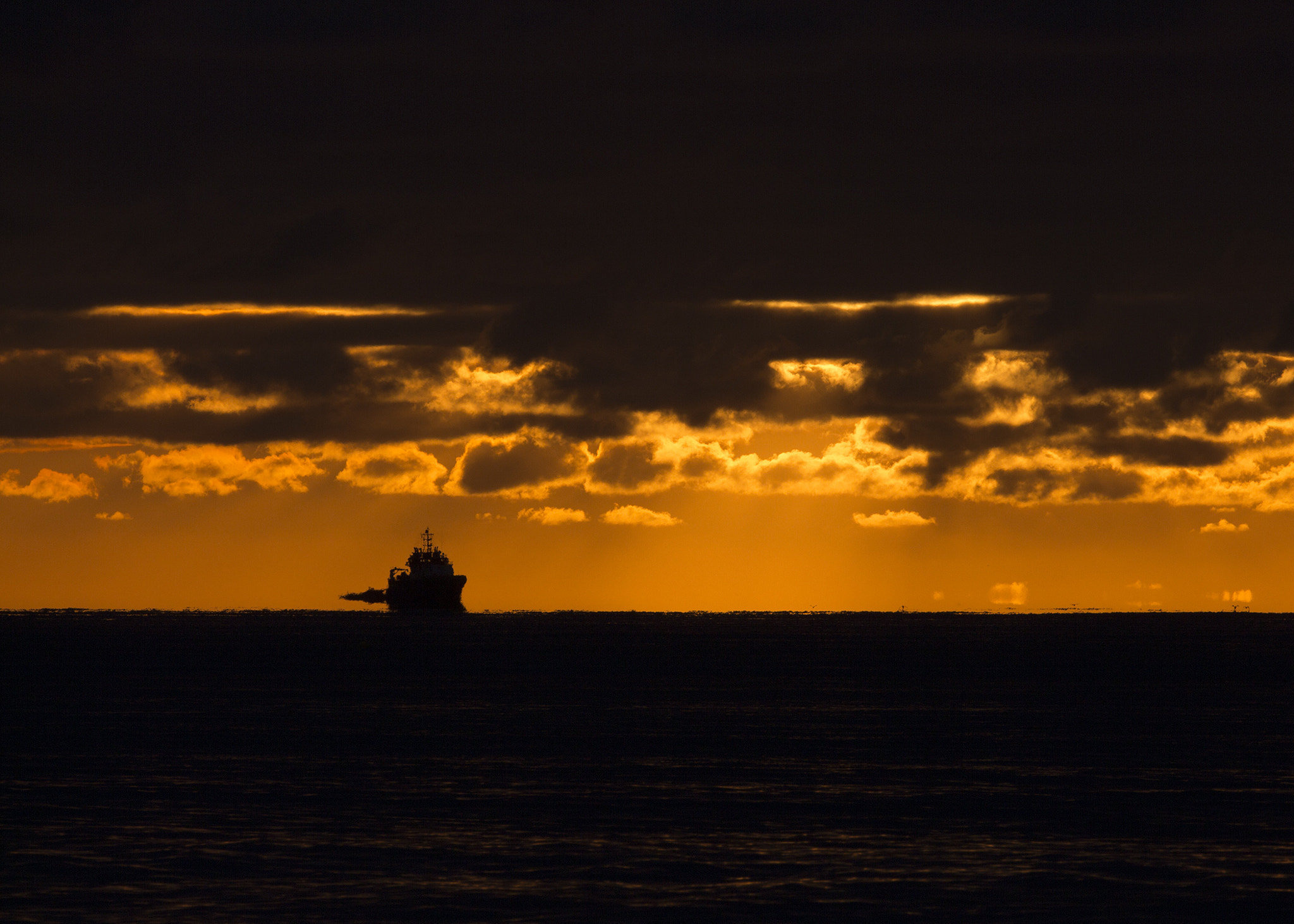 Canon EF 300mm F2.8L IS II USM sample photo. Burning sunrise. photography