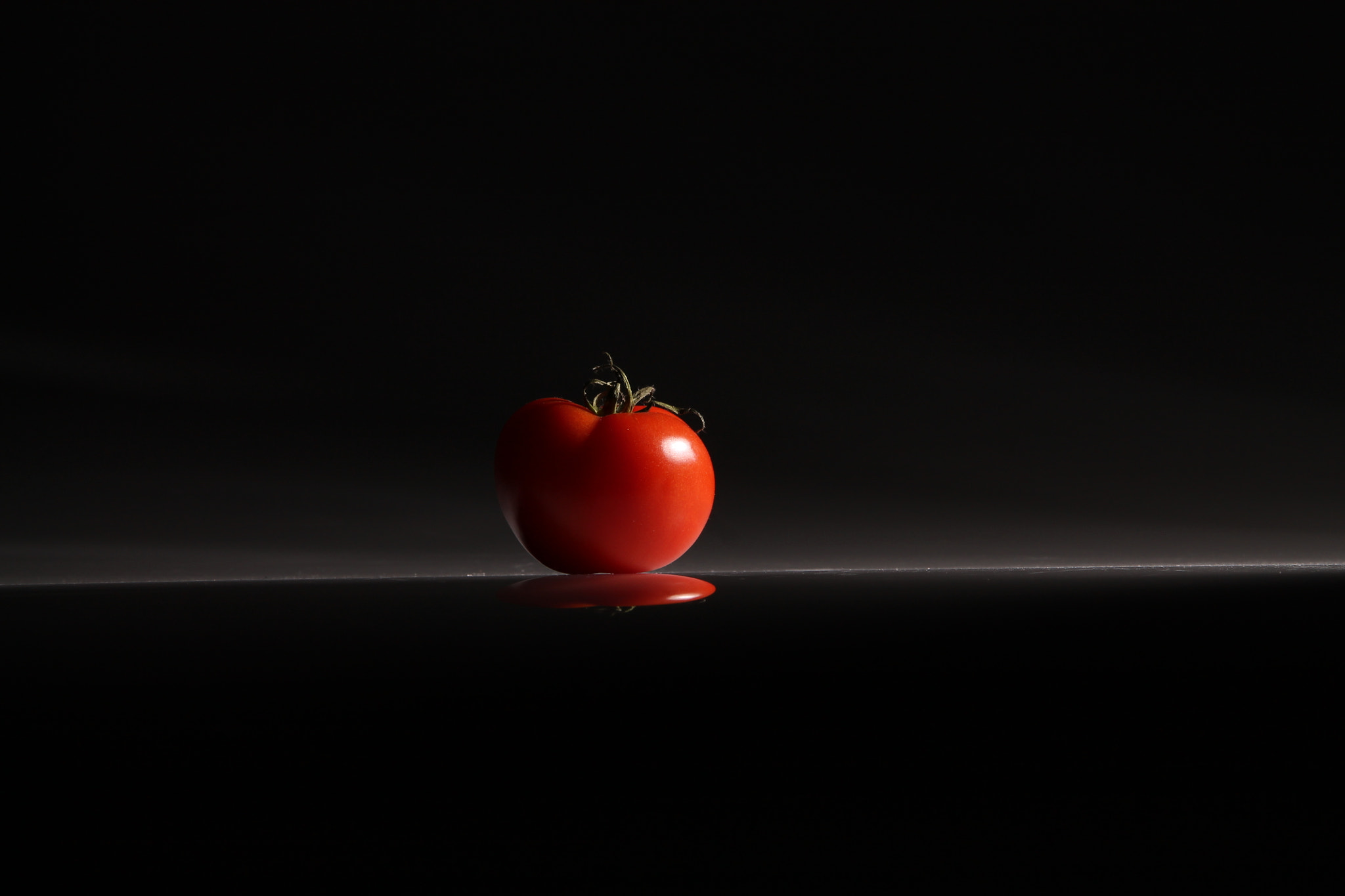 Sigma 70-200mm F2.8 EX DG OS HSM sample photo. Lights for the small tomatoes photography