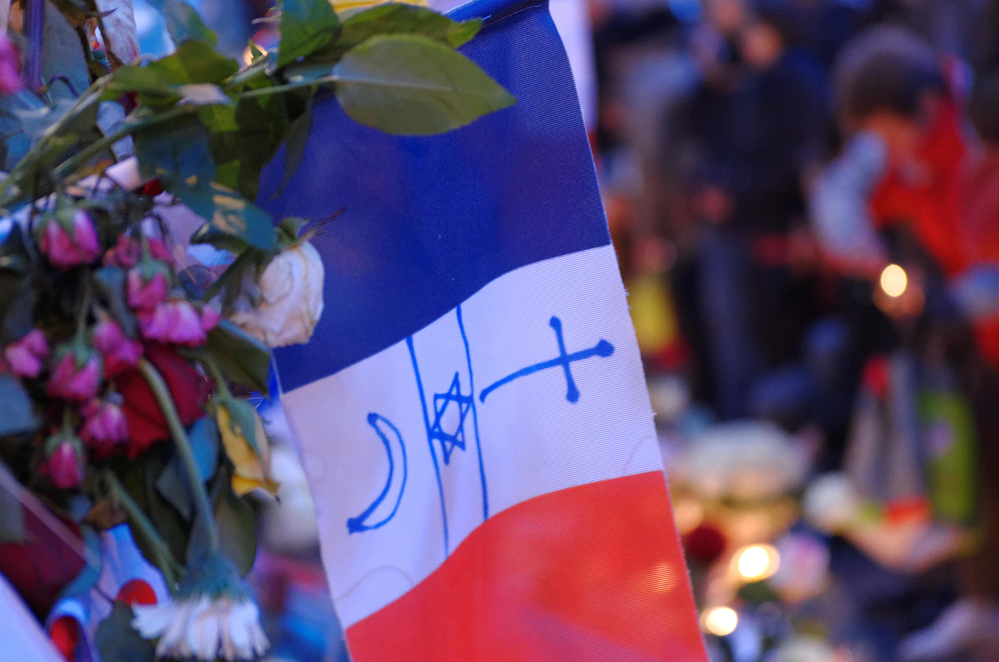 Pentax K-5 sample photo. Pray for paris, bataclan 2015#10 photography
