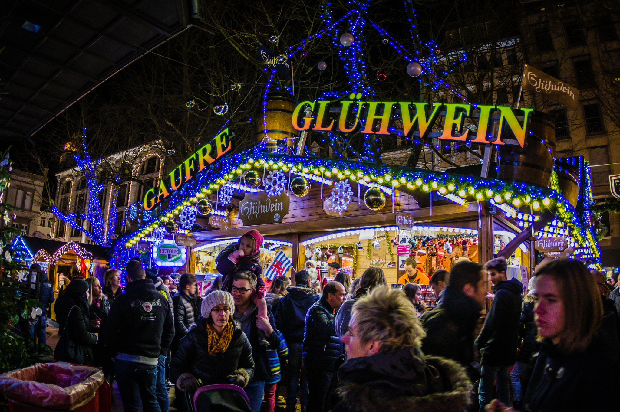 Pentax K-3 II sample photo. Christmas, luxembourg photography