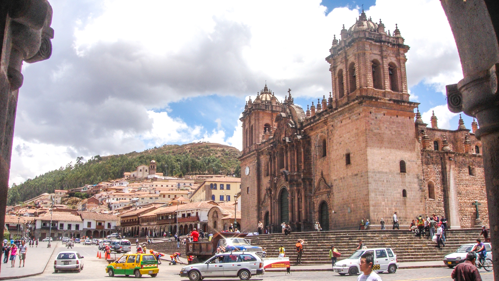 Sony DSC-T300 sample photo. Cusco cathedral photography