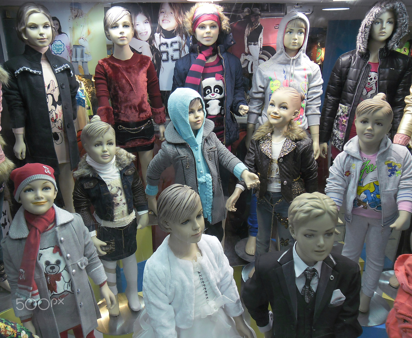 Samsung ES80/ ES81 sample photo. Mannequin children photography
