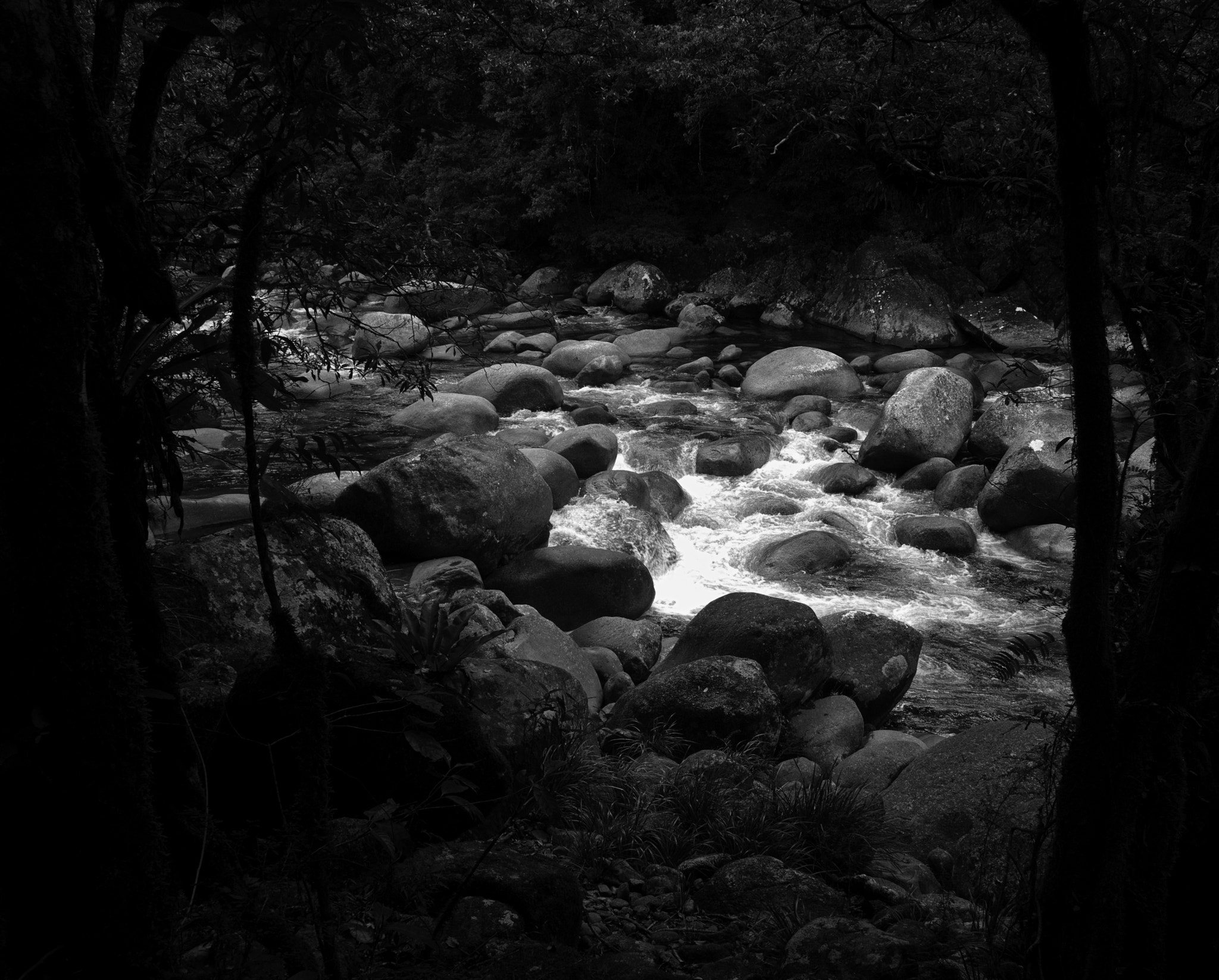 Sigma 17-50mm F2.8 EX DC OS HSM sample photo. Hiddenriver photography