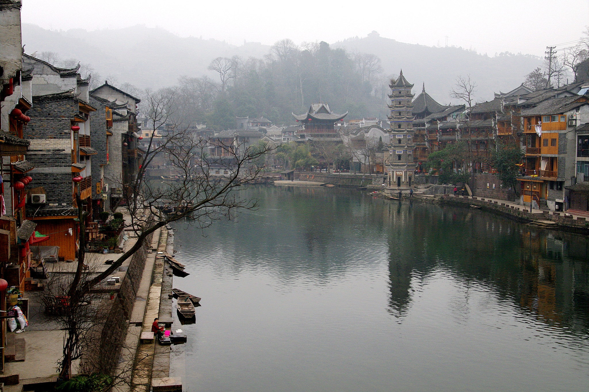 Pentax smc DA* 16-50mm F2.8 ED AL (IF) SDM sample photo. The ancient city in the morning photography