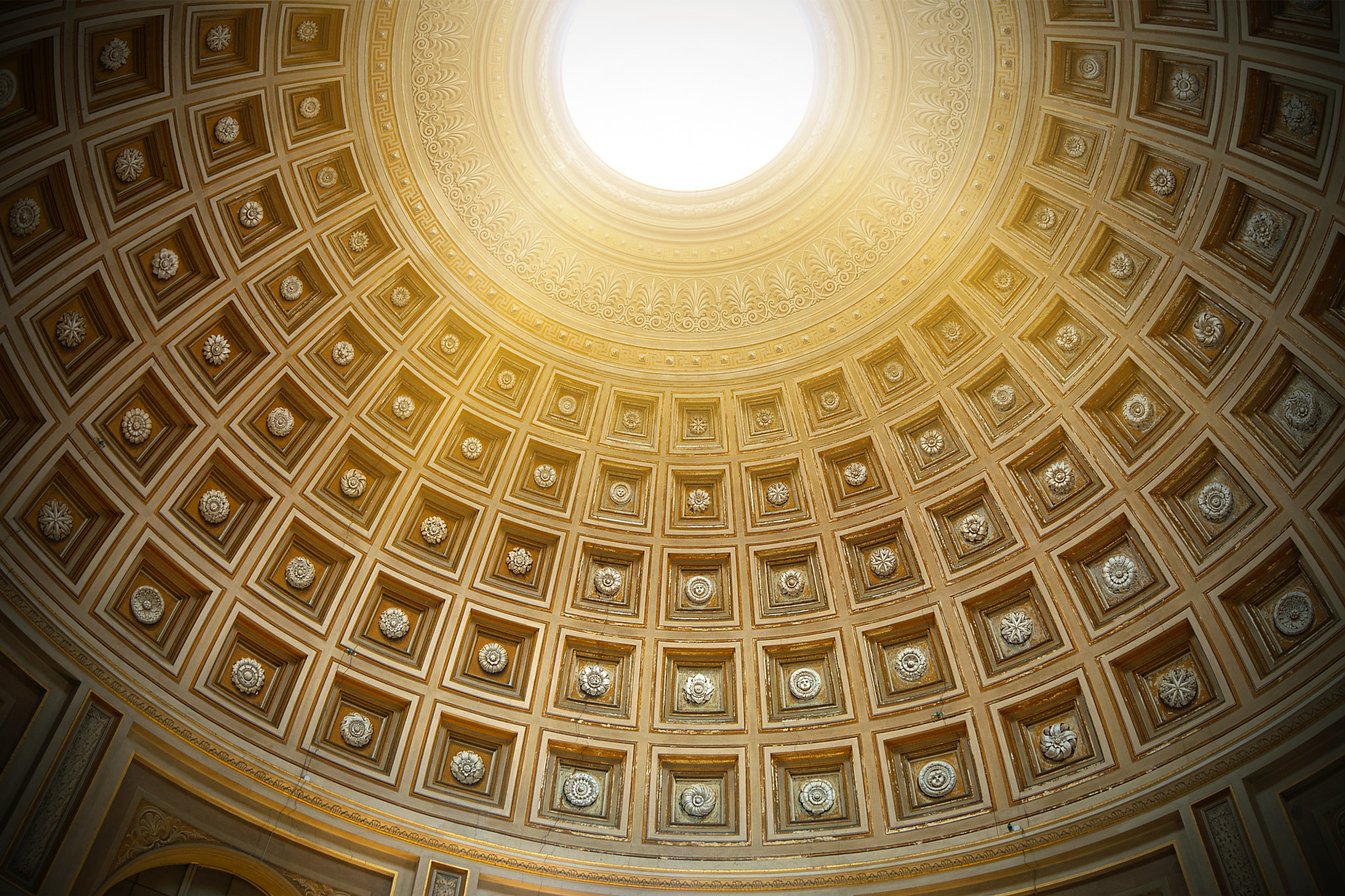 Nikon AF-S Nikkor 16-35mm F4G ED VR sample photo. Dome of vatican museum photography