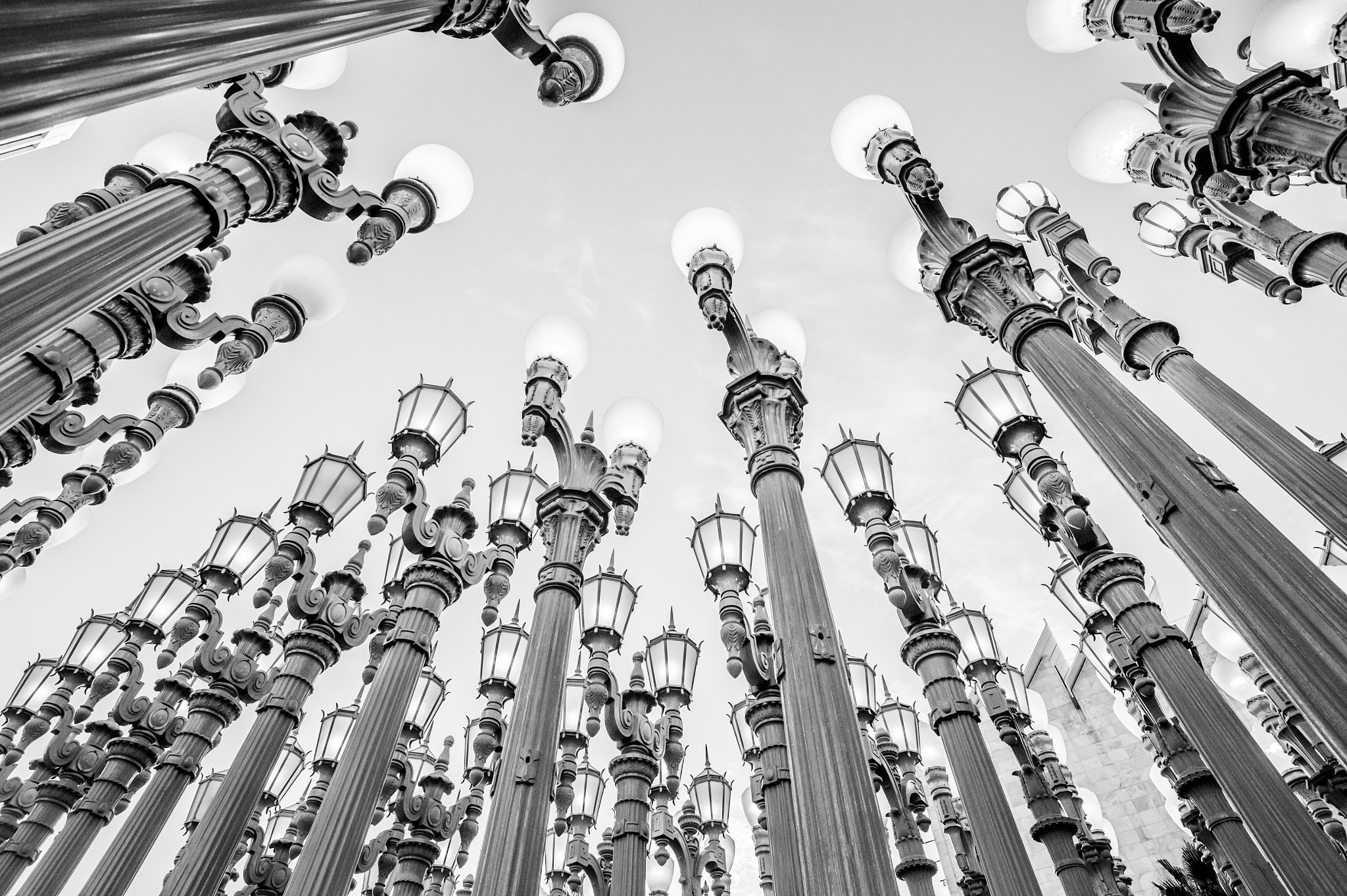 Nikon AF-S Nikkor 18-35mm F3.5-4.5G ED sample photo. Misplaced lanterns photography