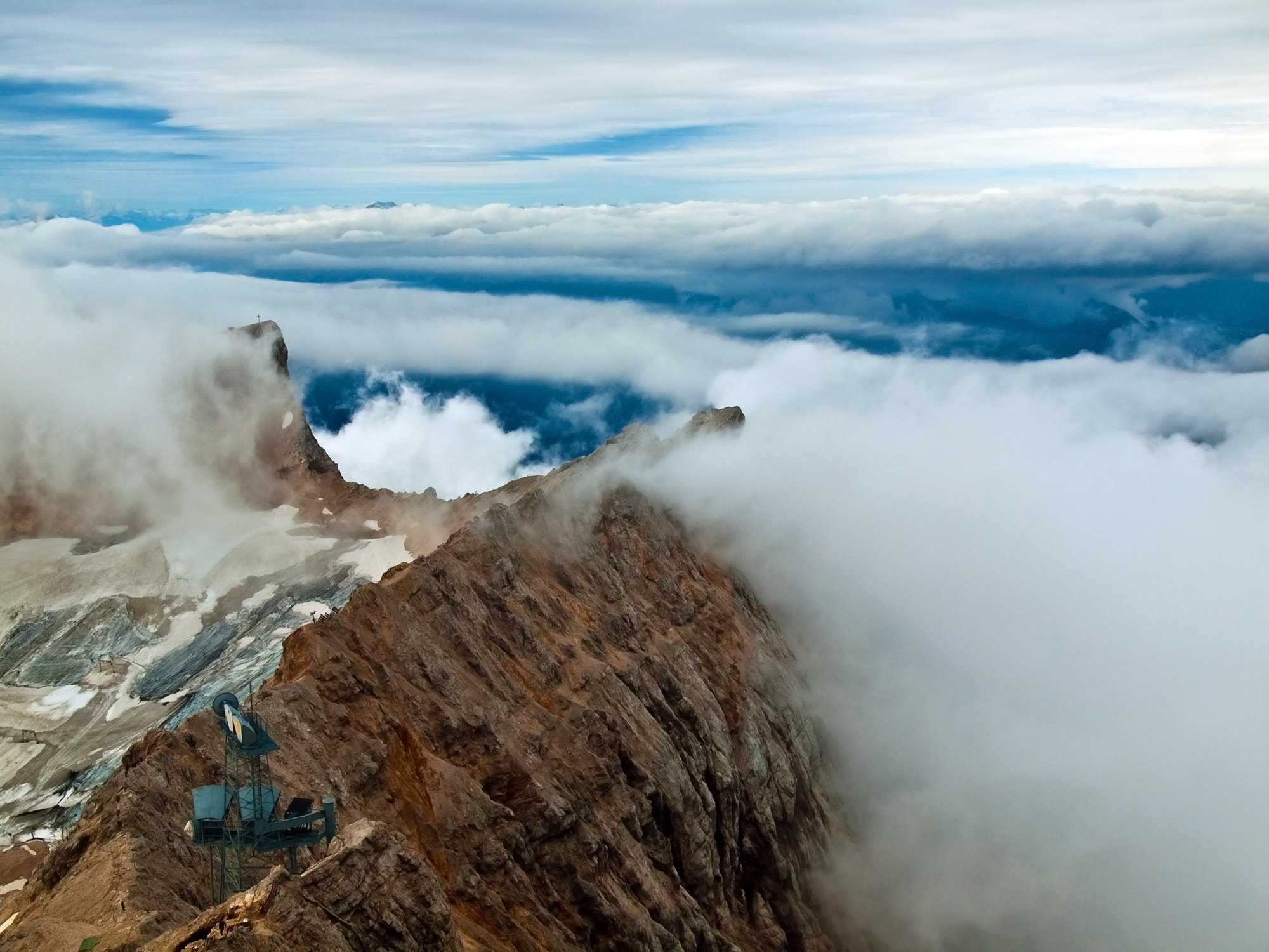 Olympus E-620 (EVOLT E-620) sample photo. Nestling between the clouds photography