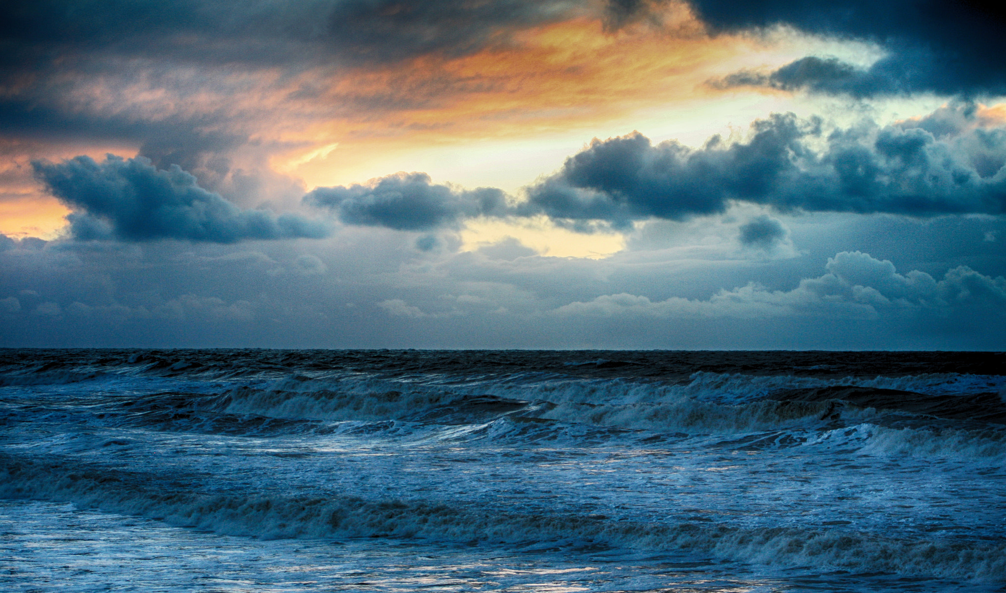 Canon EF 55-200mm F4.5-5.6 II USM sample photo. Beach photography