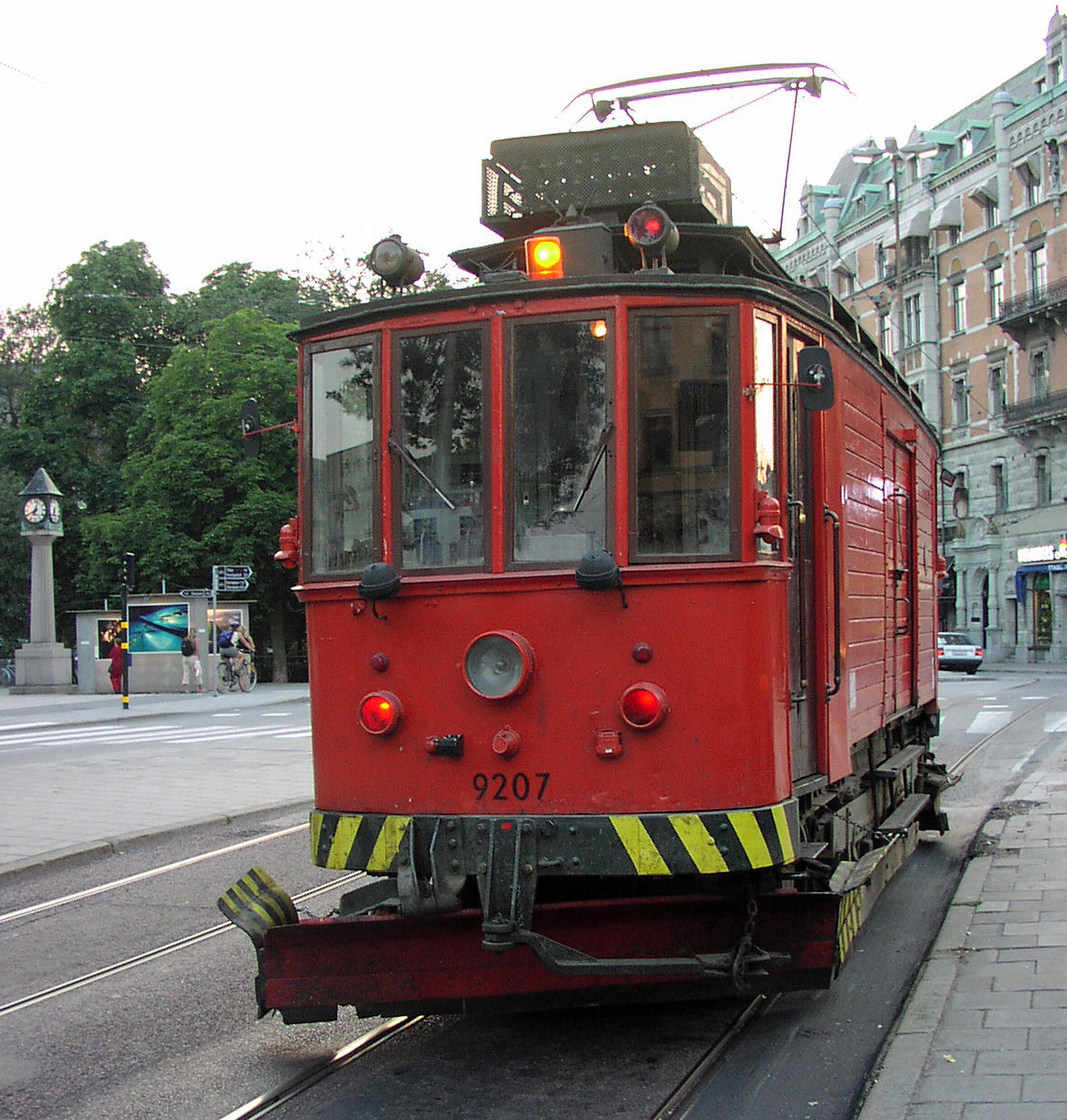 Olympus C2040Z sample photo. From sweden stockholm, museum train photography