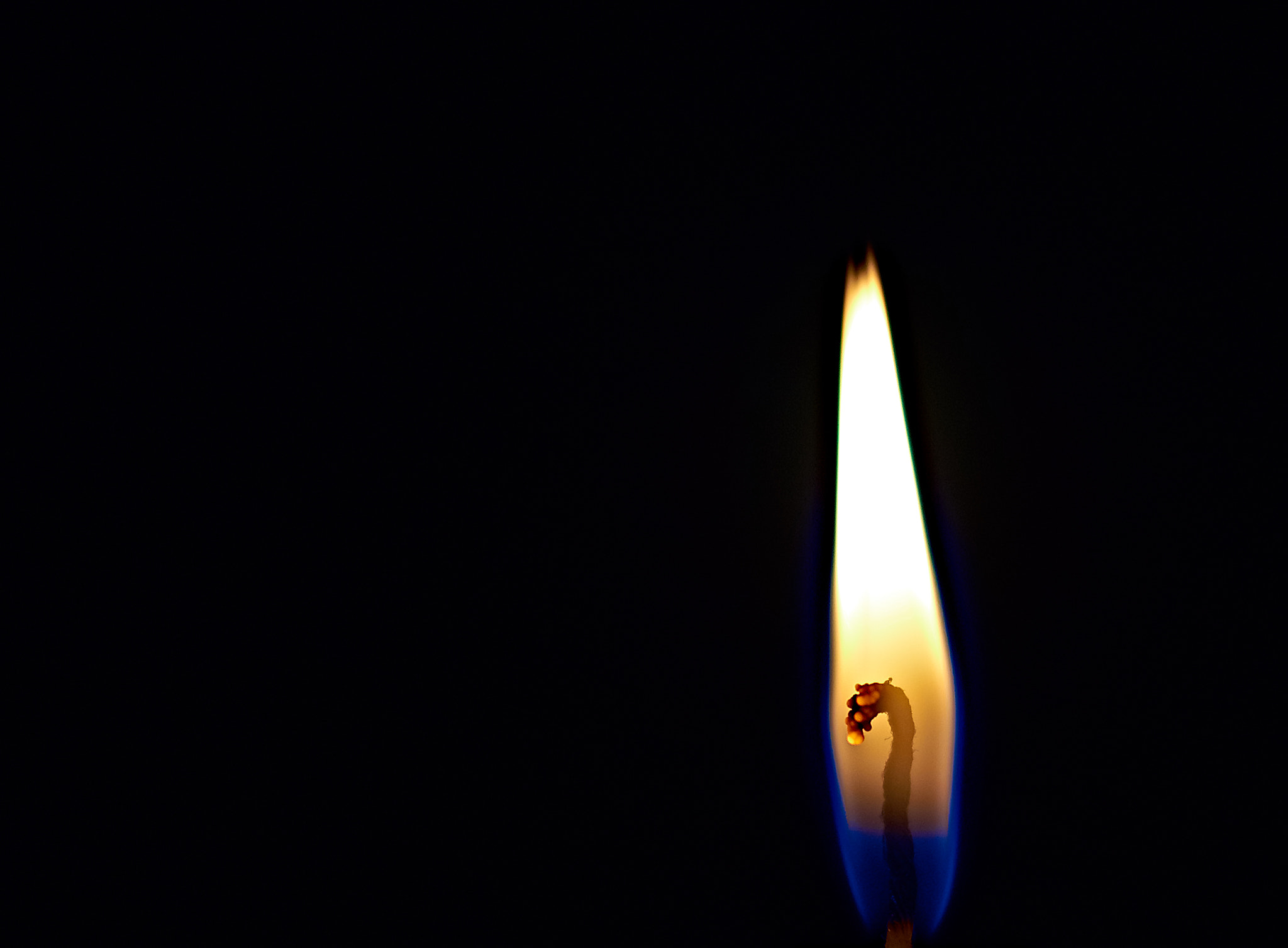 Sony SLT-A58 + Sony DT 35mm F1.8 SAM sample photo. Candle. photography