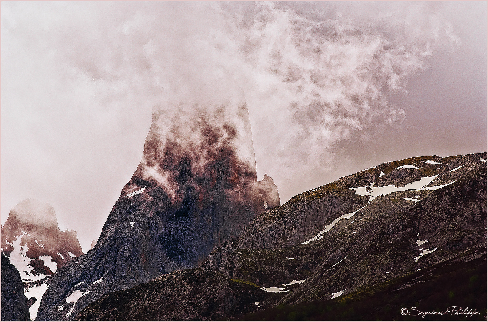 smc PENTAX-FA* 200mm F2.8 ED[IF] sample photo. Asturies.... picos de europa photography